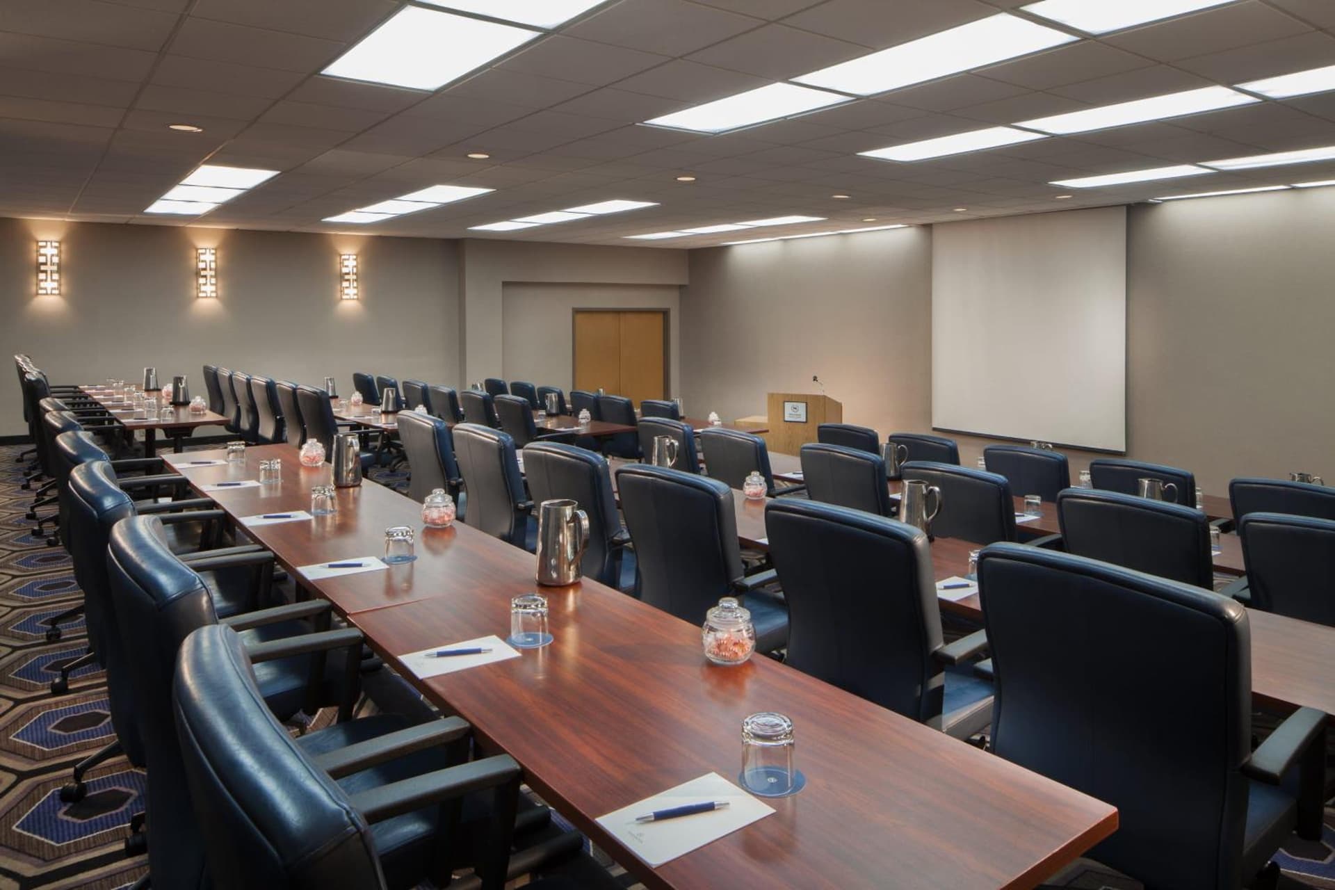 Sheraton Bucks County Langhorne gallery photo in Langhorne, PA — image 55