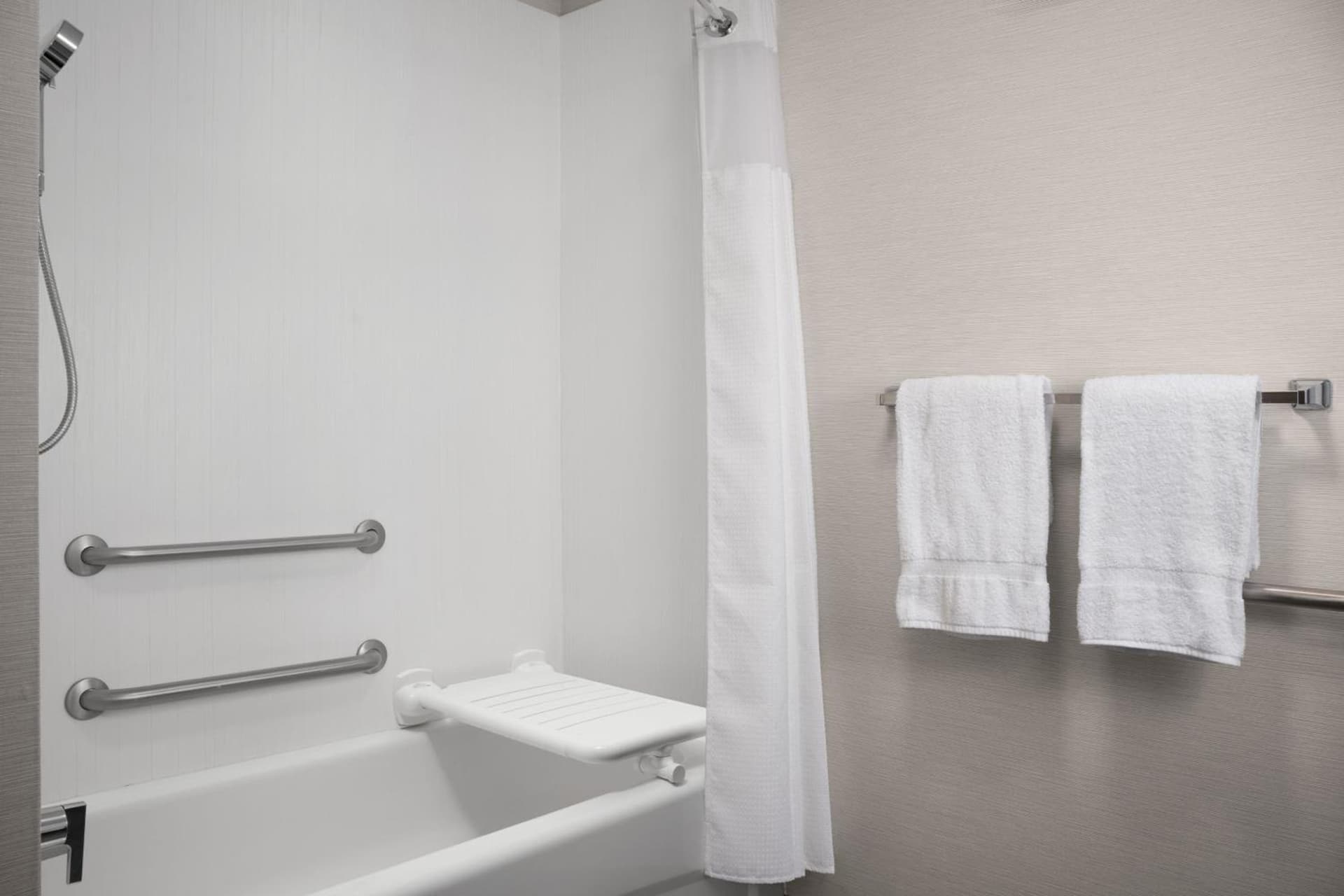 Courtyard by Marriott Lakeland gallery photo in Lakeland, FL — image 22