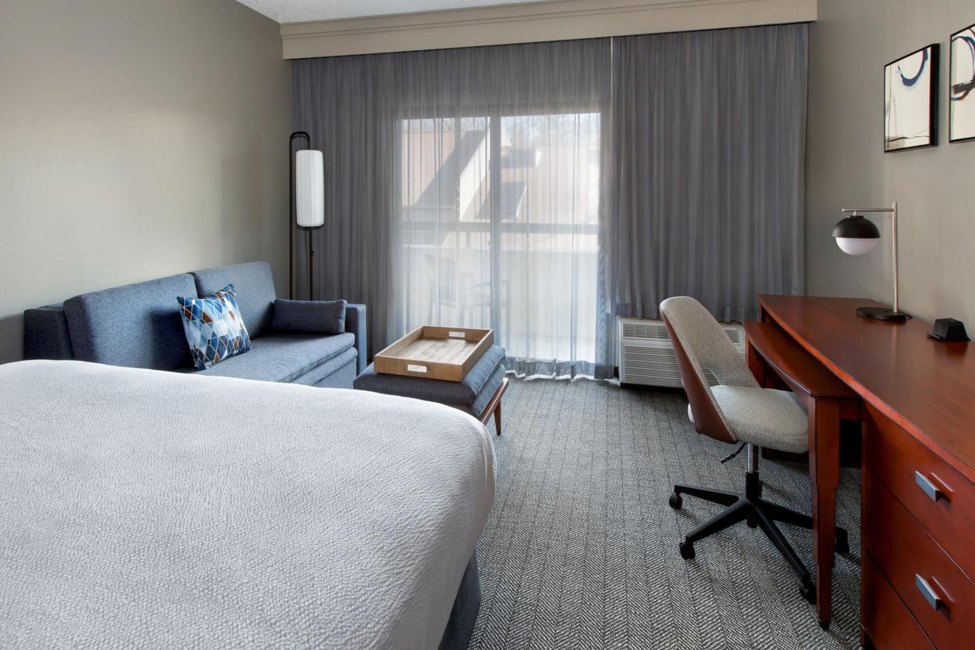Courtyard by Marriott Tarrytown Westchester County gallery photo in Tarrytown, NY — image 10