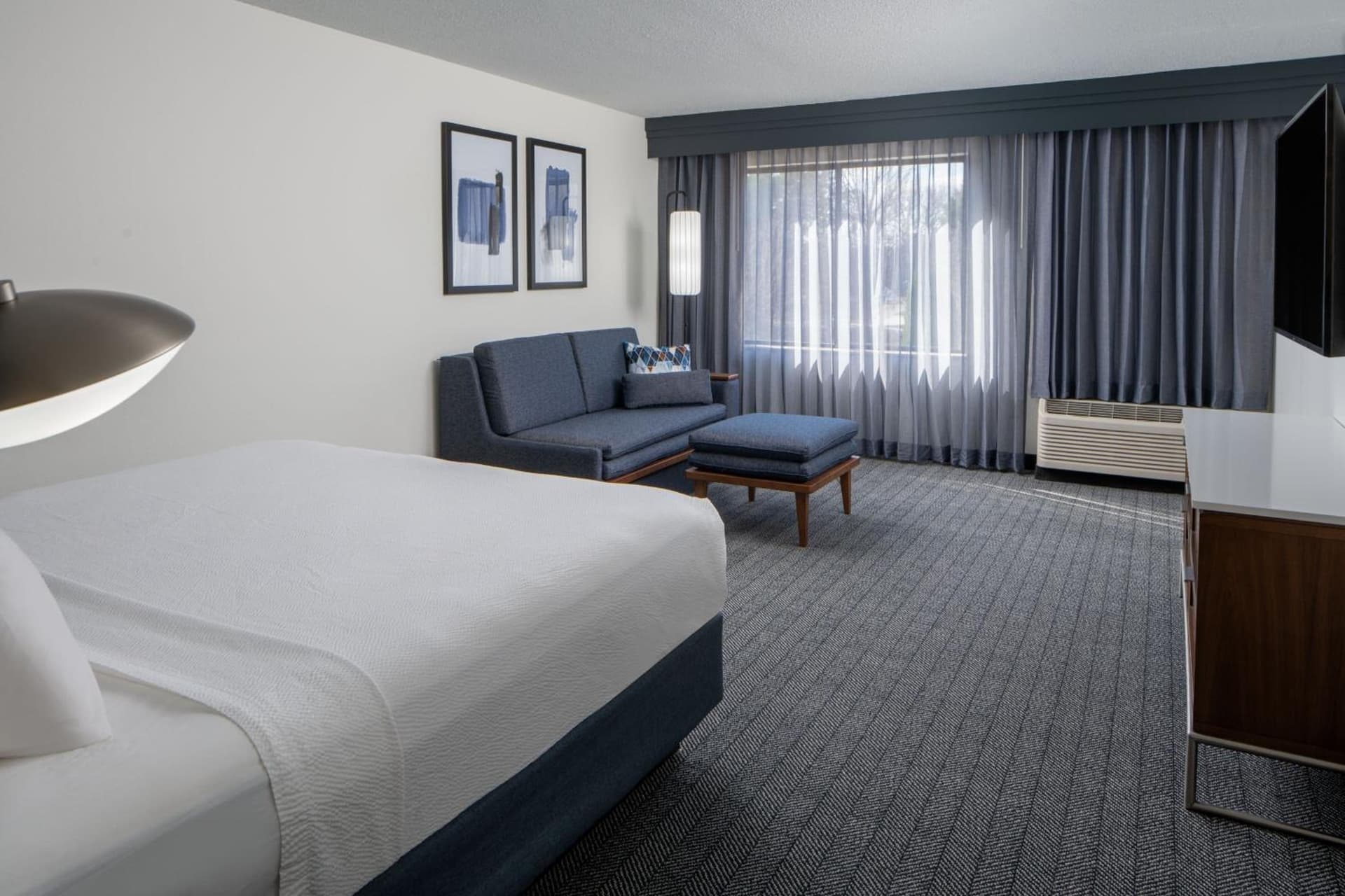 Courtyard by Marriott Decatur property views in Decatur, AL — gallery photo 3