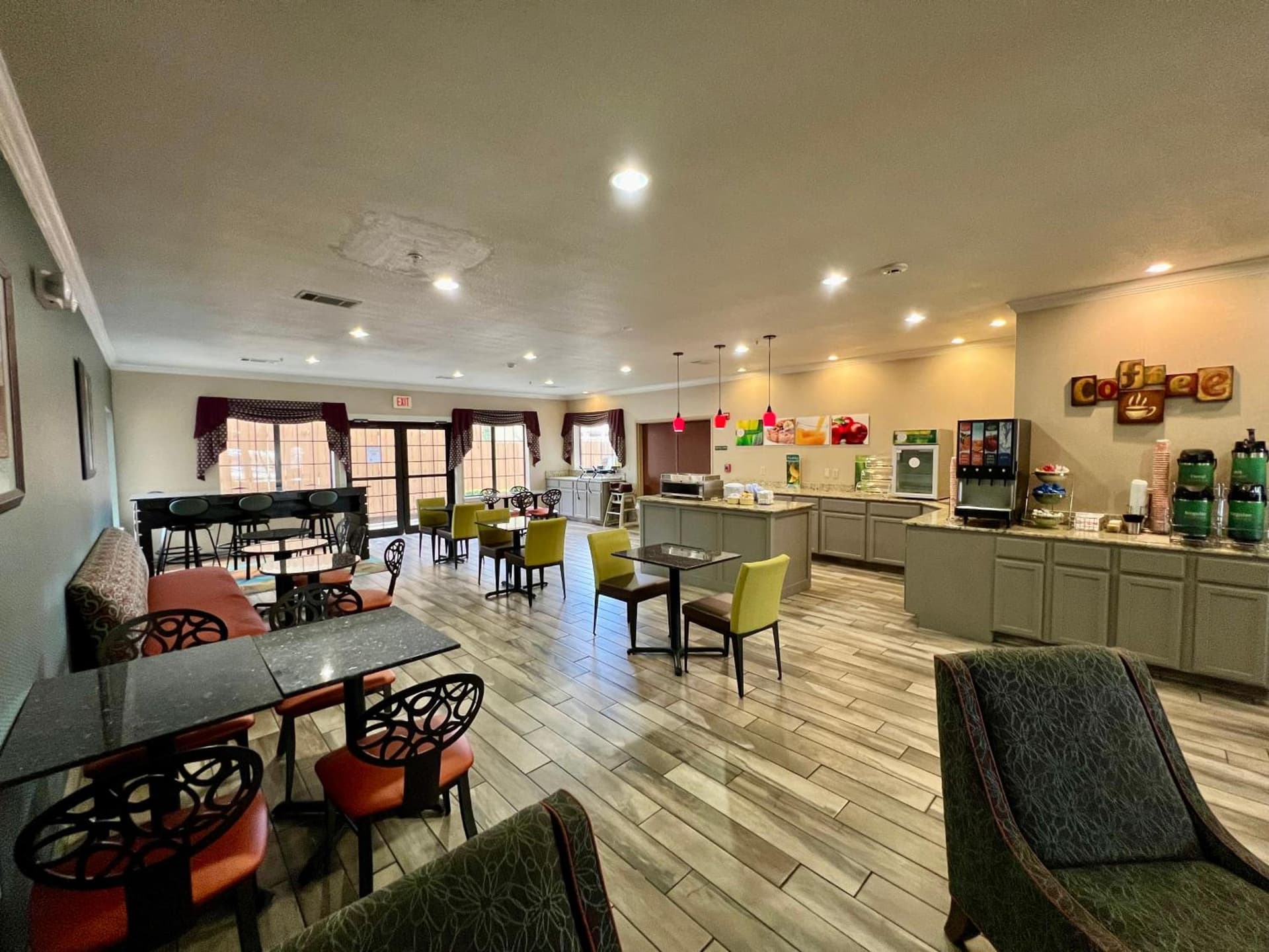 Quality Inn & Suites Near University gallery photo in Waco, TX — image 24