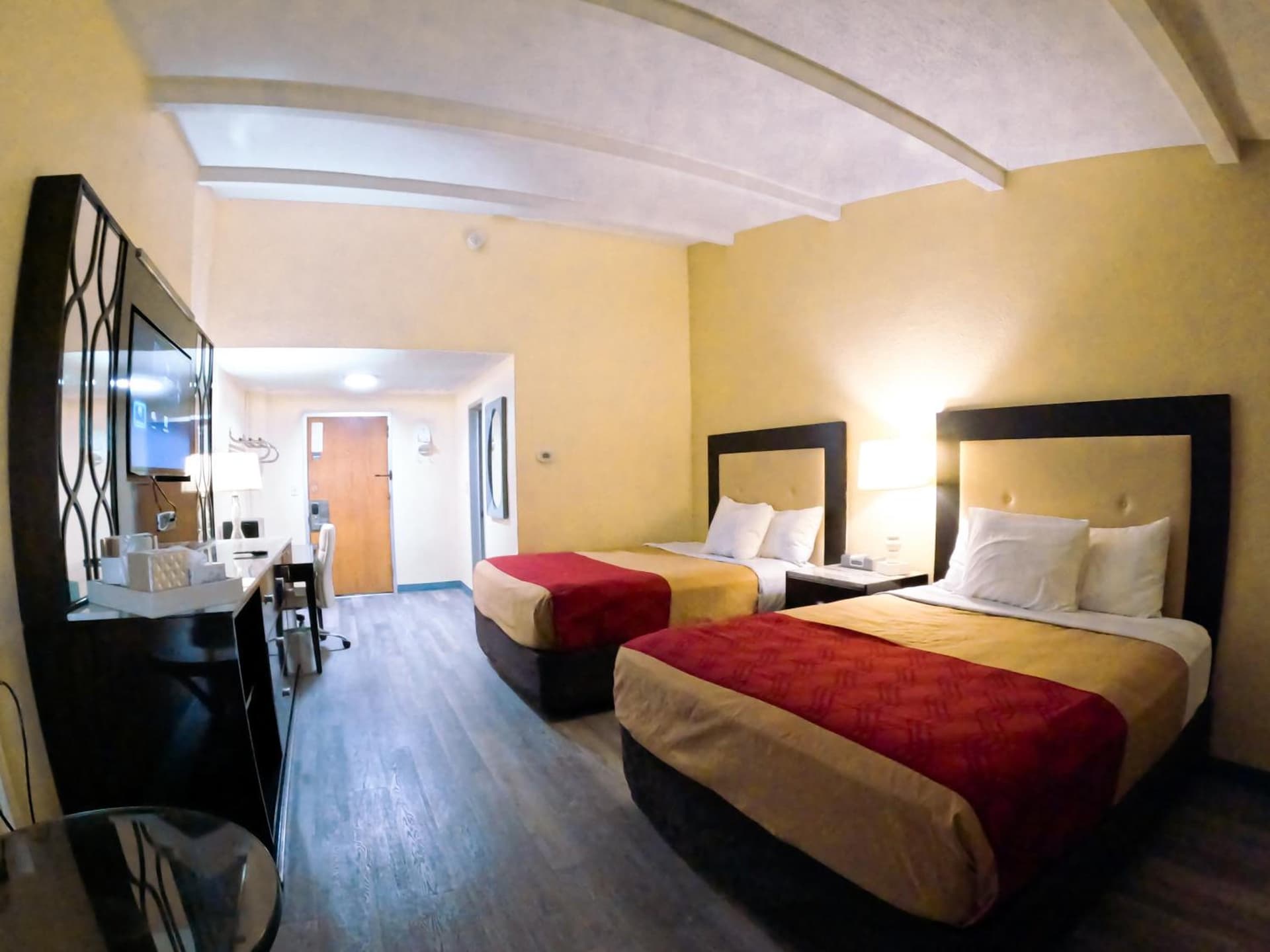 Inn at York gallery photo in York, PA — image 17