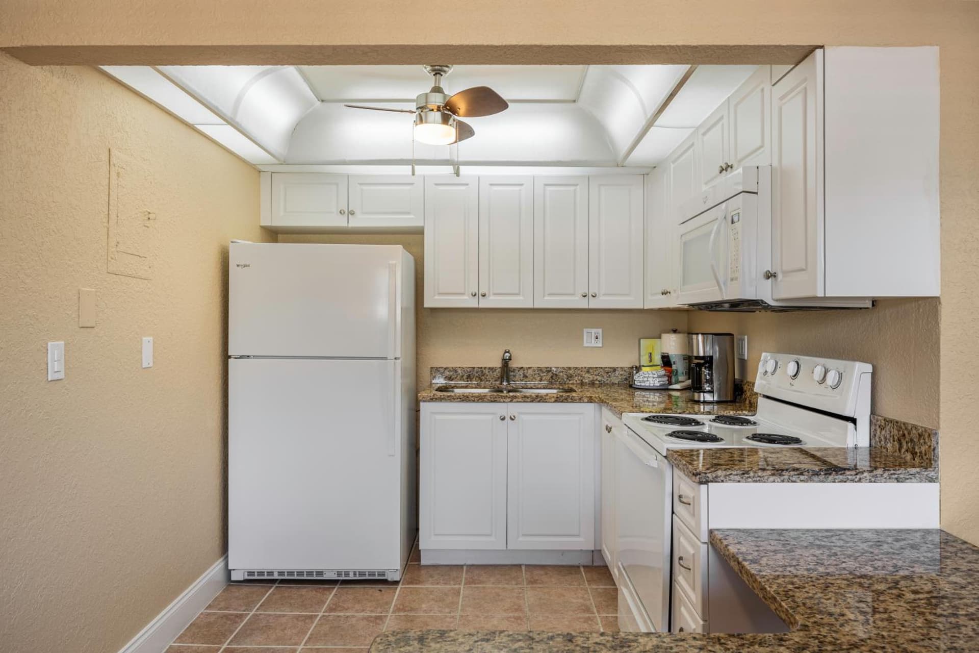 Coconut Bay Resort gallery photo in Fort Lauderdale, FL — image 24