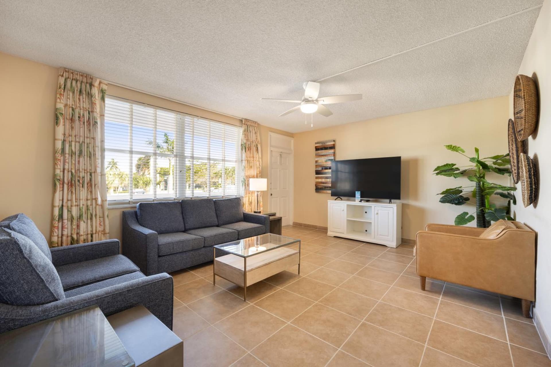 Coconut Bay Resort gallery photo in Fort Lauderdale, FL — image 15