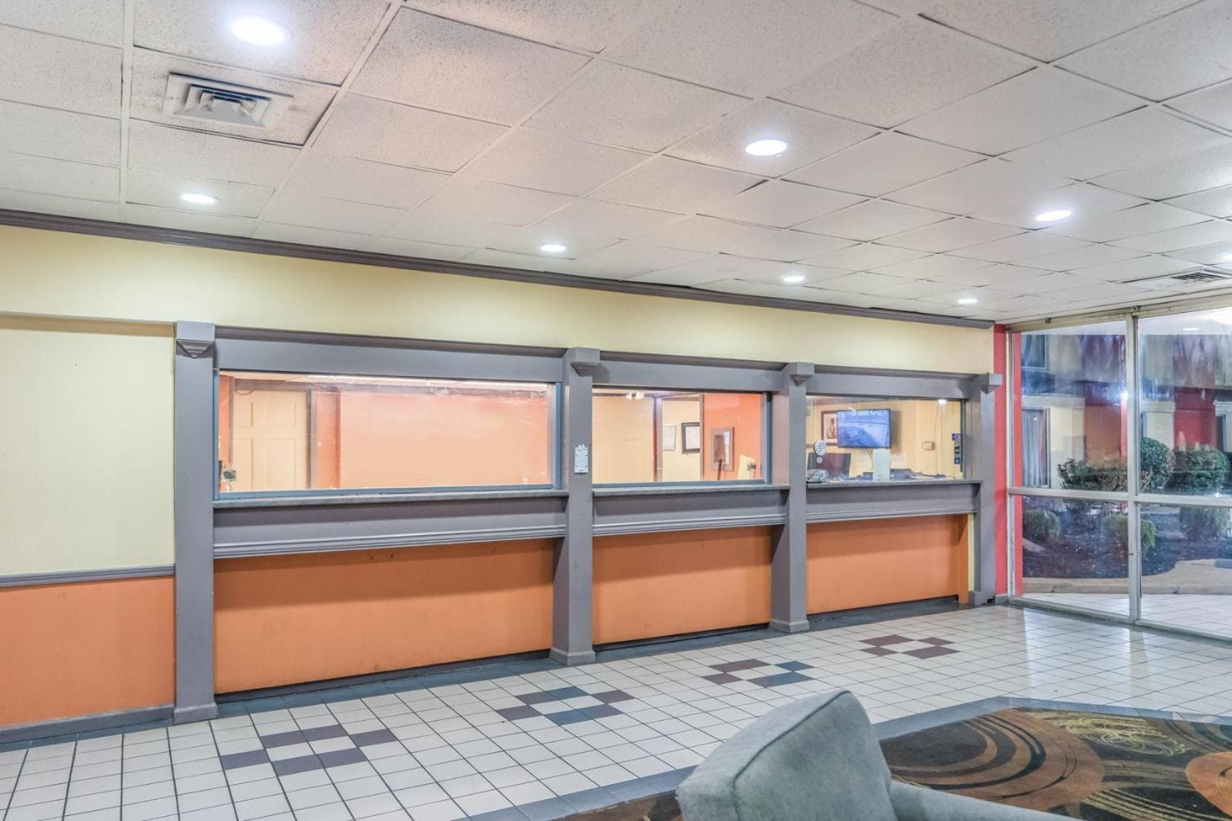 Economy Hotel Memphis interior in Memphis, TN — gallery photo 2