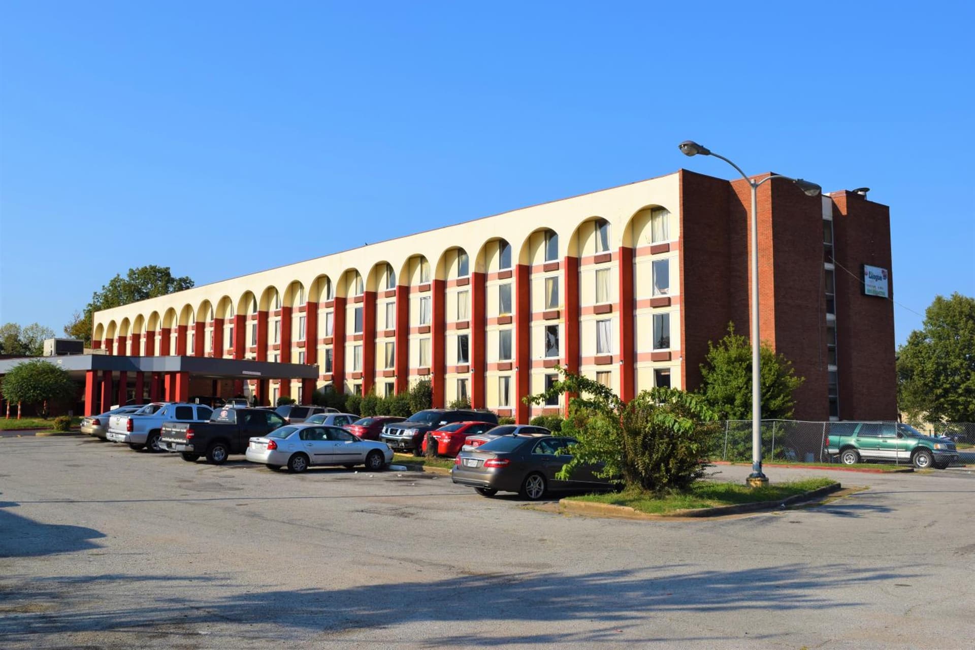 Economy Hotel Memphis featured exterior or lobby in Memphis, TN — similar hotel