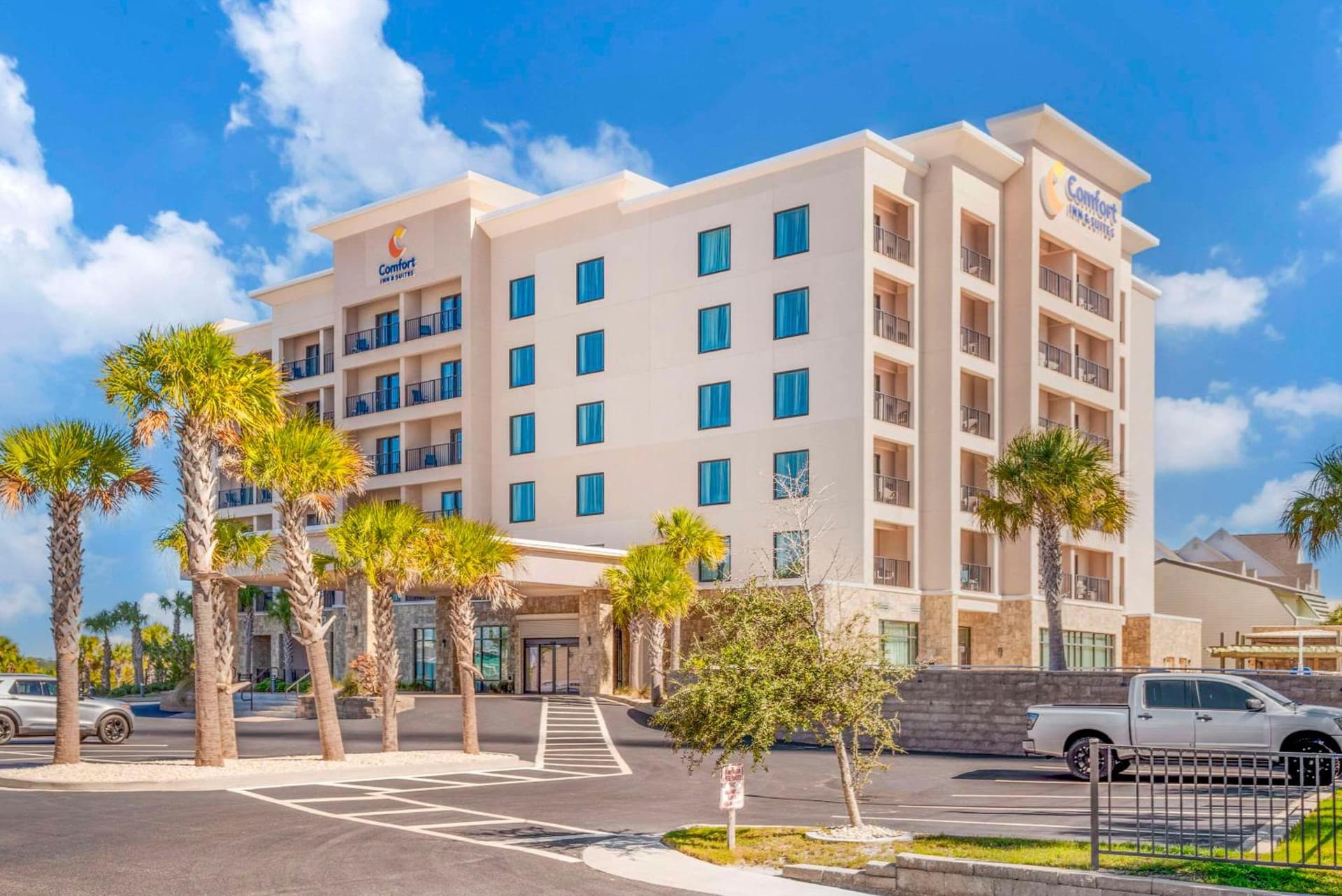 Comfort Inn & Suites Gulf Shores East Beach near Gulf State Park interior in Gulf Shores, AL — gallery photo 2
