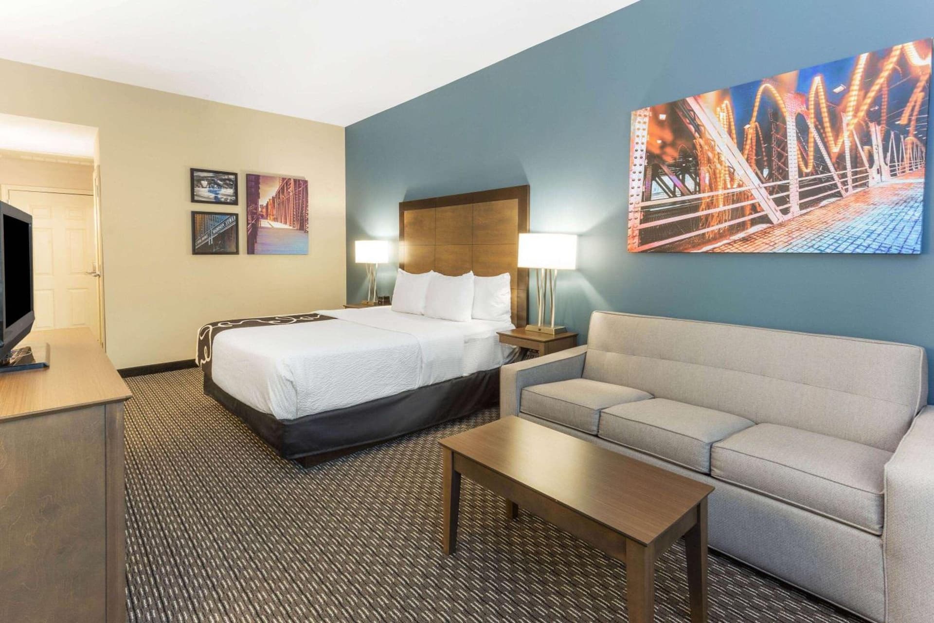 La Quinta Inn & Suites by Wyndham Chicago Downtown gallery photo in Chicago, IL — image 54
