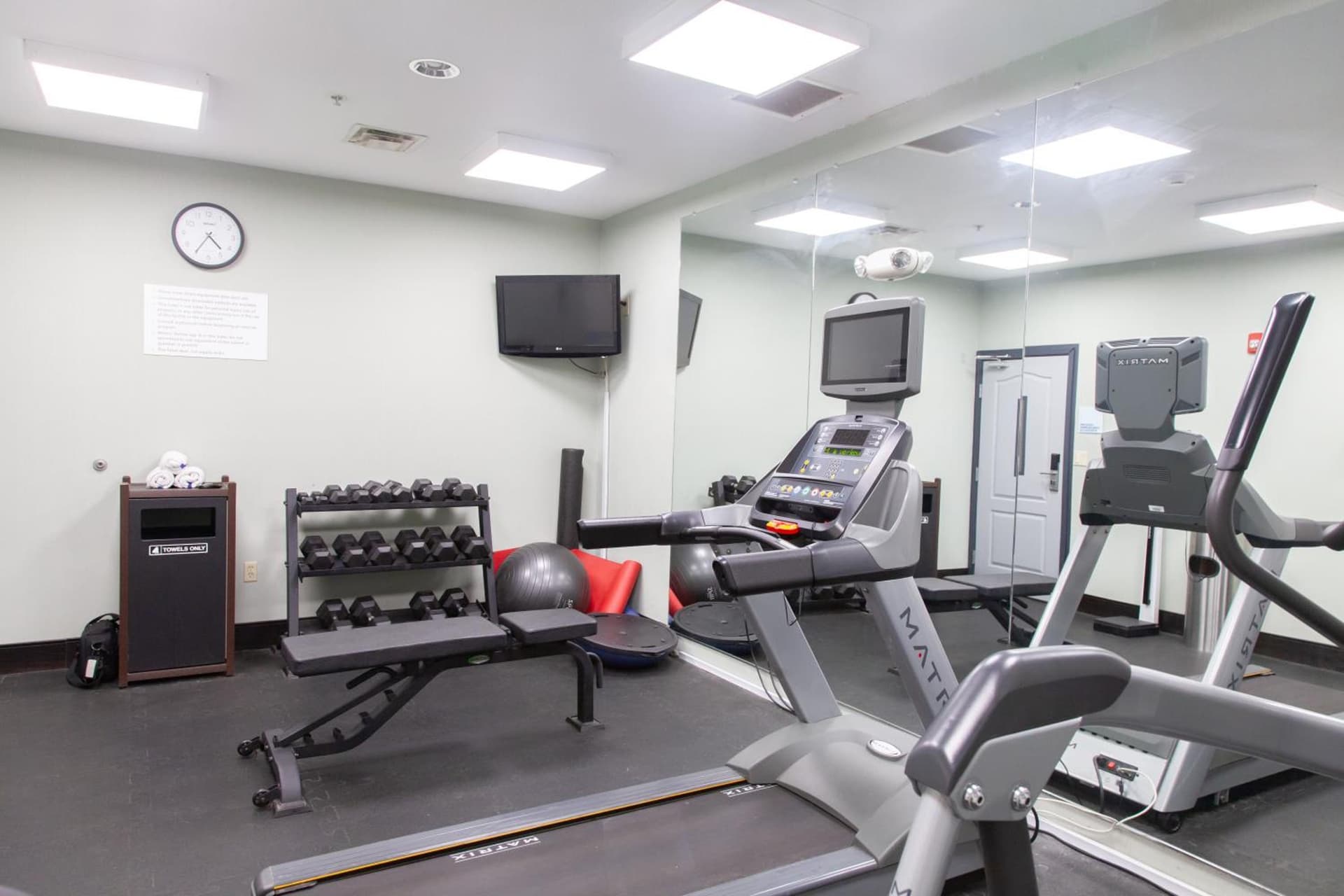 Holiday Inn Express Jackson by IHG property views in Jackson, MI — gallery photo 3