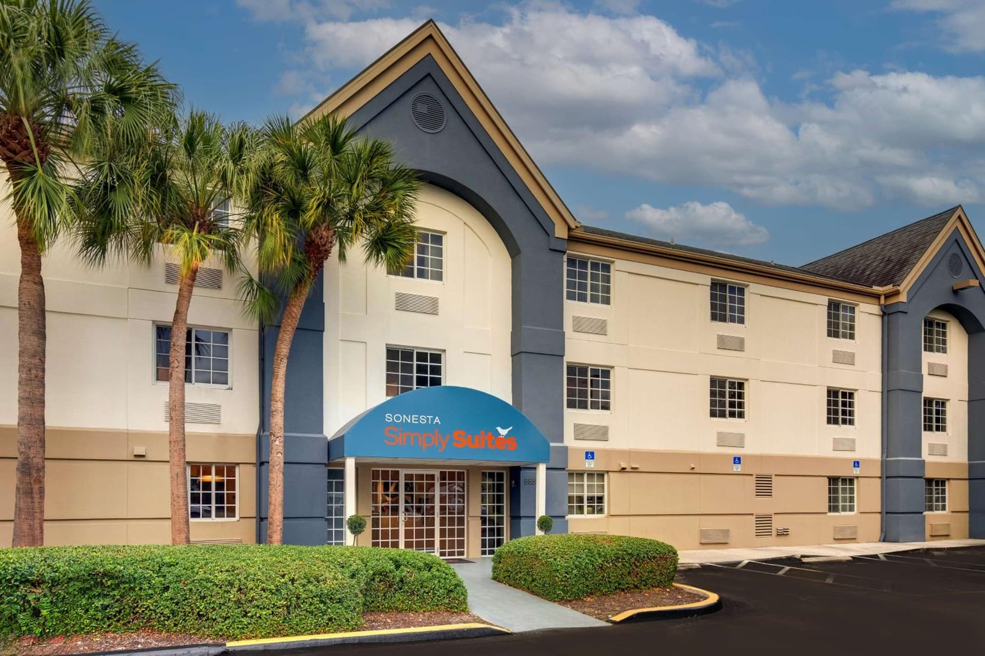 Sonesta Simply Suites Miami Airport Doral exterior or lobby in Miami, FL — main listing photo