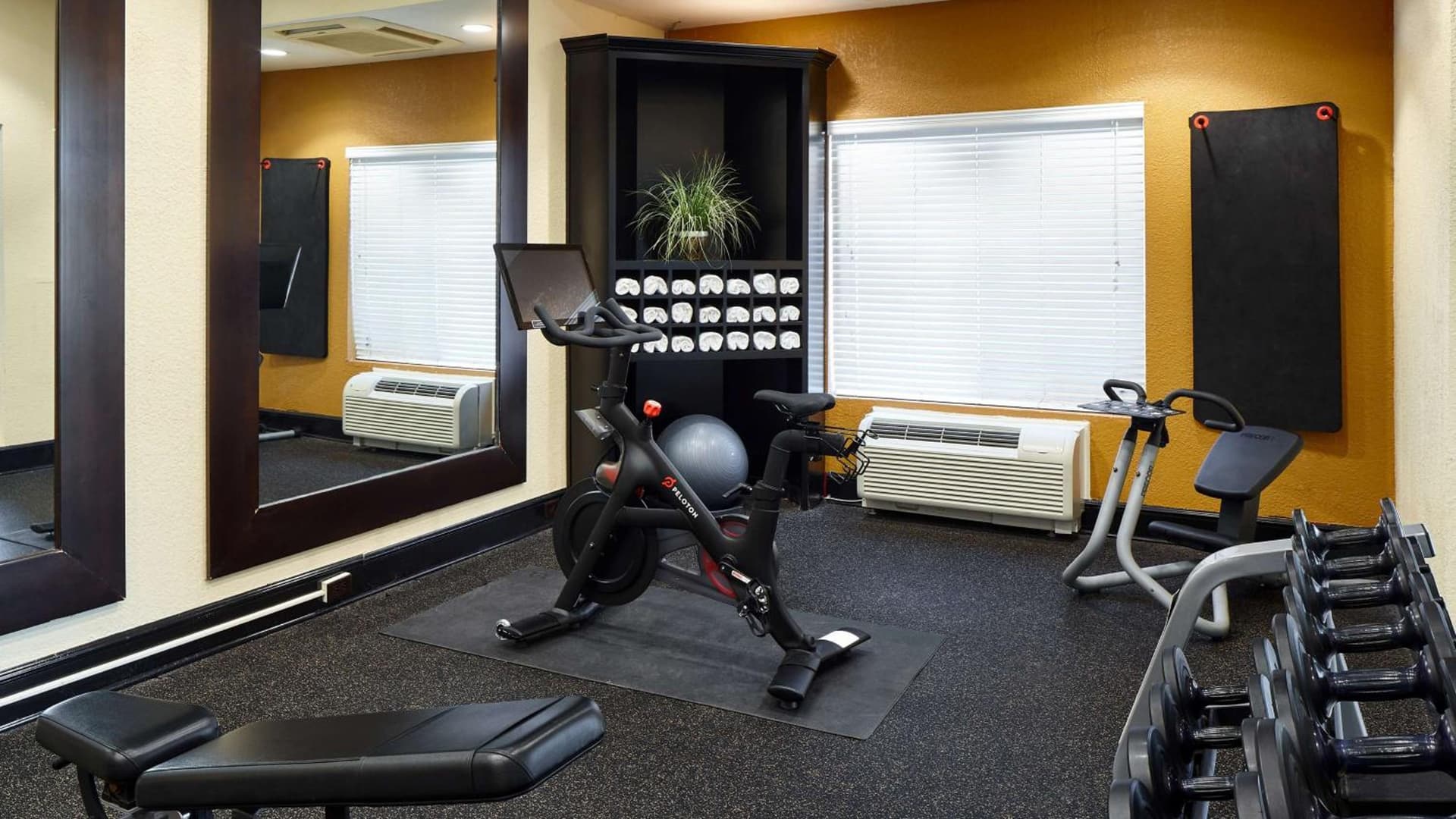 Hilton Garden Inn Merrillville gallery photo in Merrillville, IN — image 17