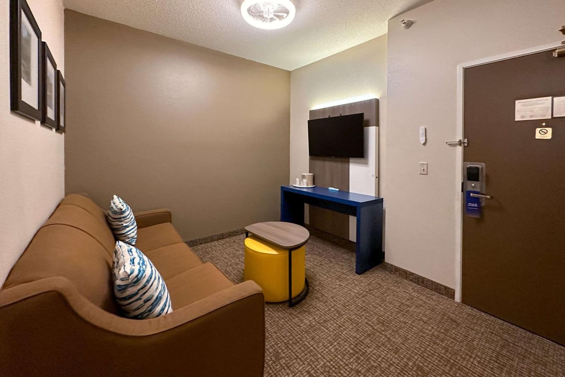 Comfort Inn & Suites Geneva- West Chicago gallery photo in Geneva, IL — image 15