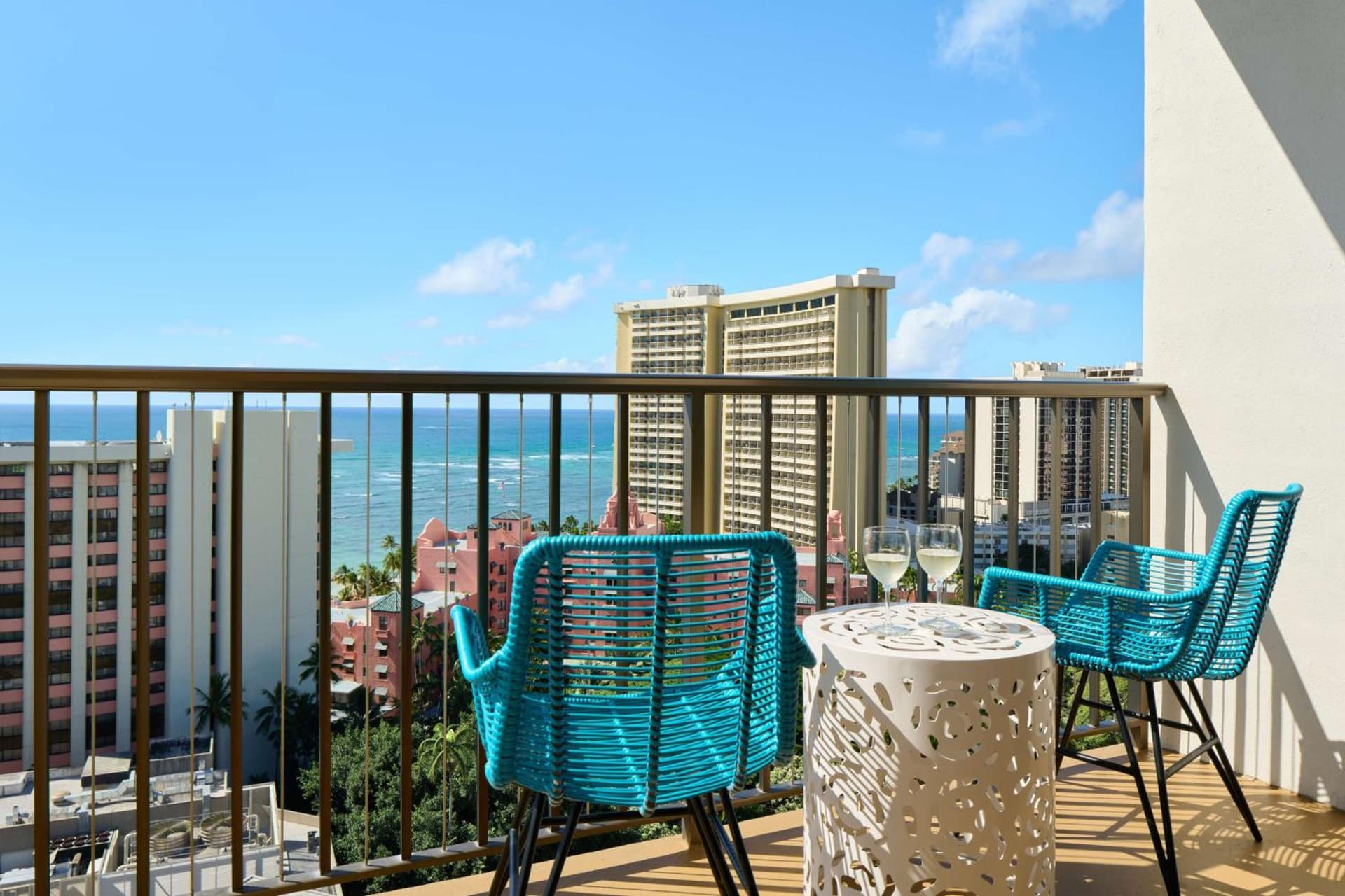 OUTRIGGER Waikiki Beachcomber Hotel gallery photo in Honolulu, HI — image 62