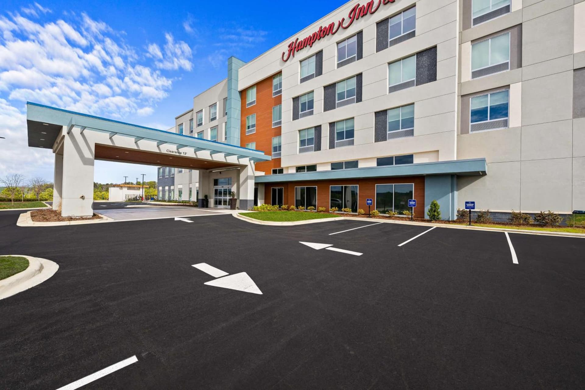 Hampton Inn & Suites Bessemer Birmingham interior in Bessemer, AL — gallery photo 2