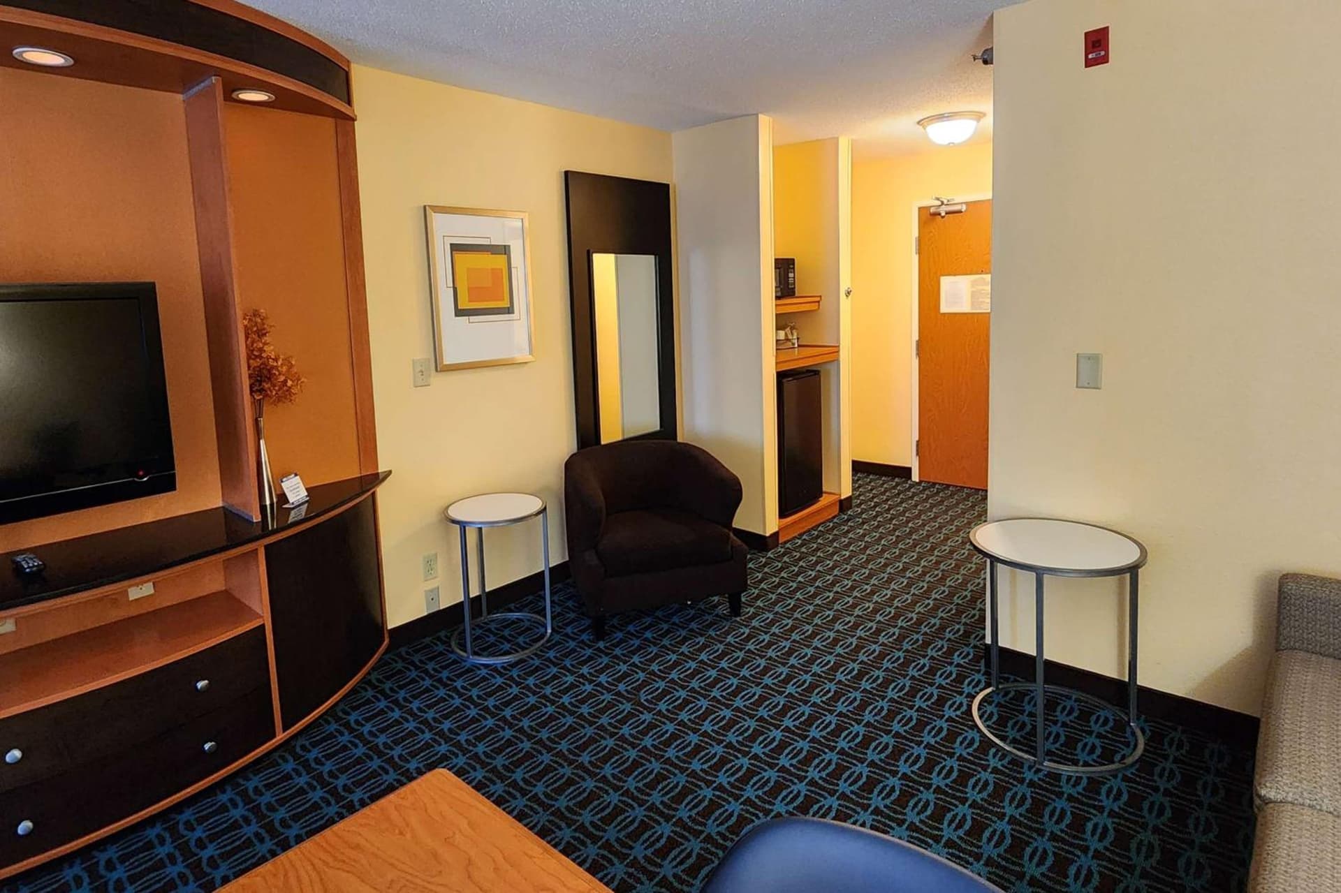 AmericInn by Wyndham St. Cloud MN Shopping Area gallery photo in St Cloud, MN — image 42