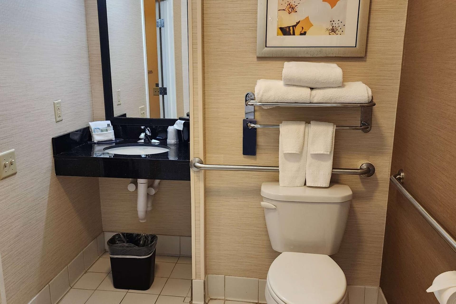 AmericInn by Wyndham St. Cloud MN Shopping Area gallery photo in St Cloud, MN — image 40