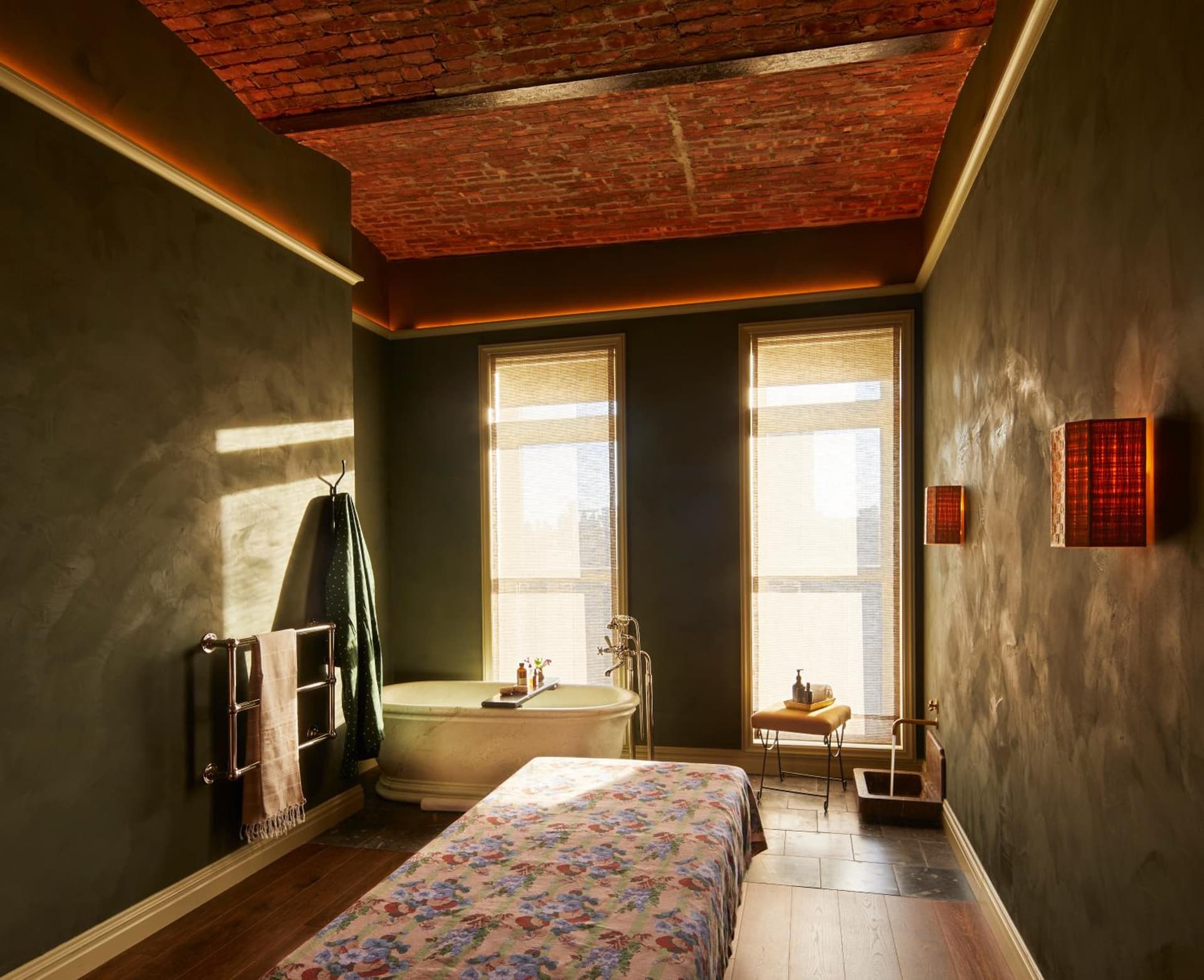The Hotel Chelsea gallery photo in New York, NY — image 71