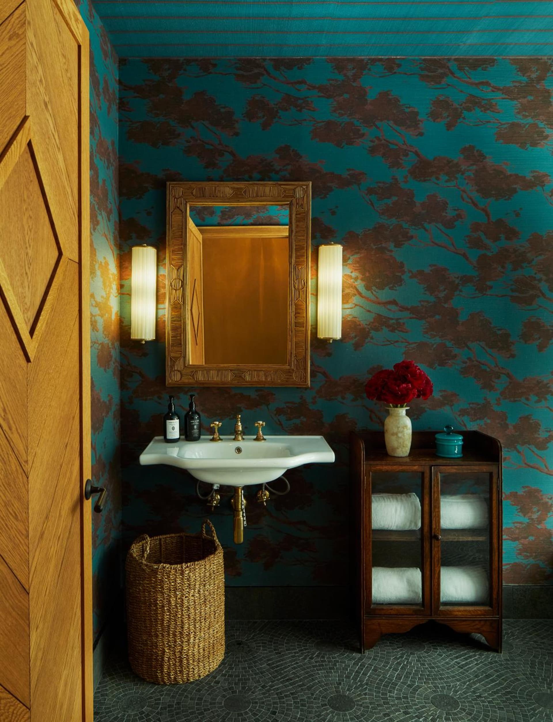 The Hotel Chelsea gallery photo in New York, NY — image 29