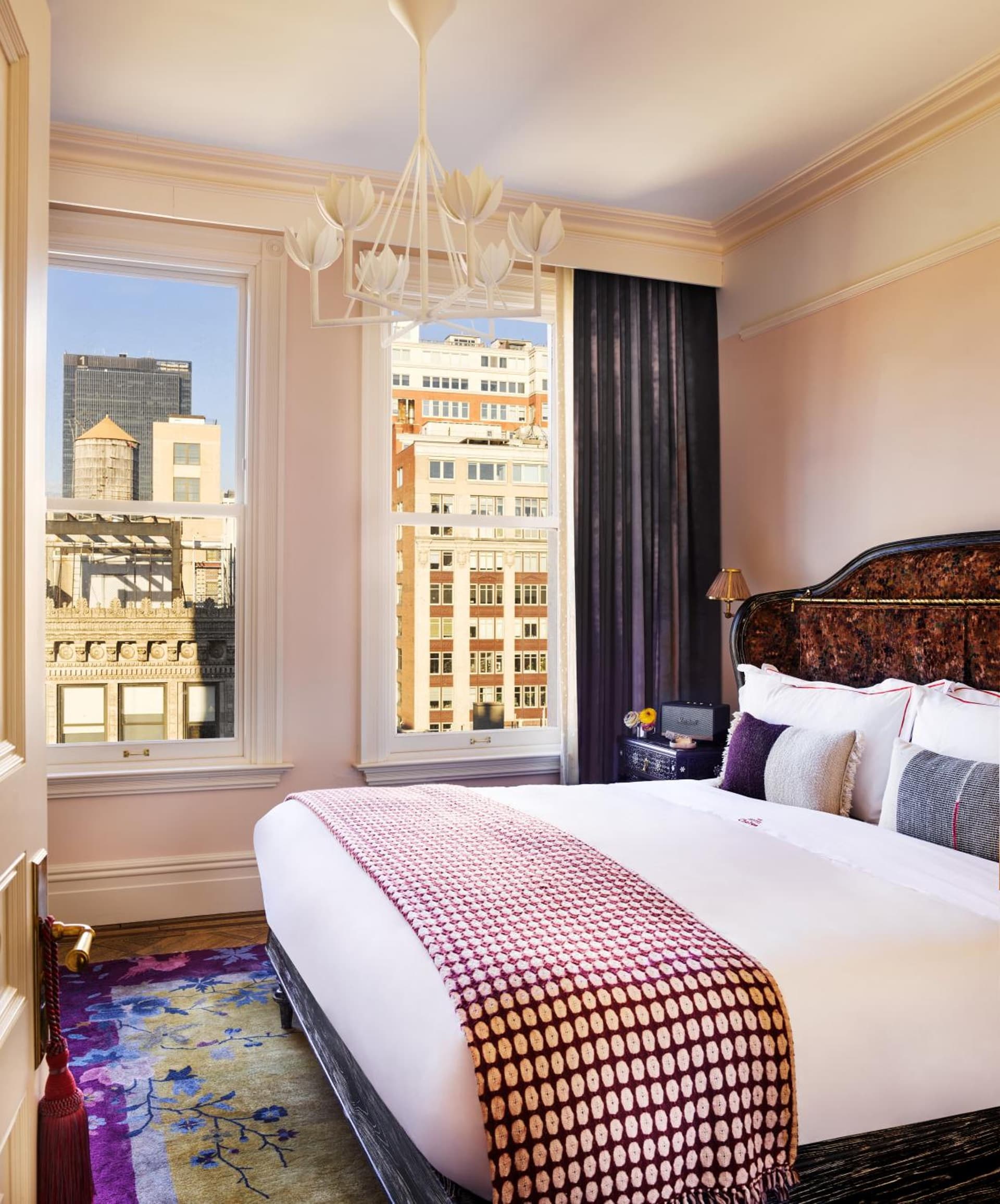 The Hotel Chelsea gallery photo in New York, NY — image 90