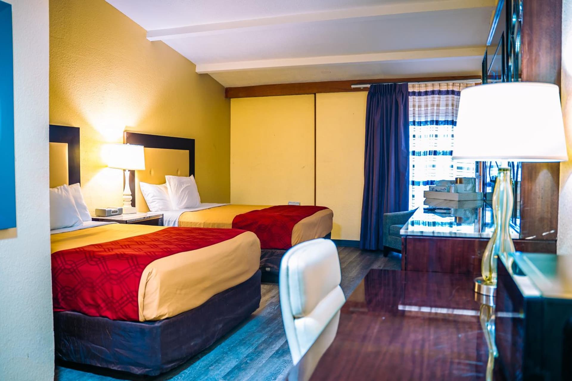 Inn at York gallery photo in York, PA — image 55