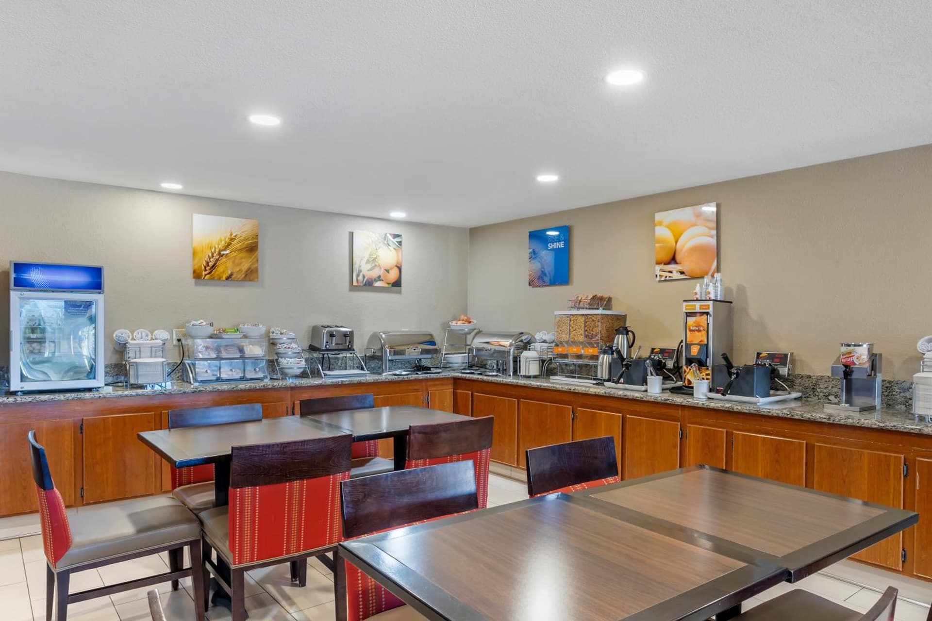 Comfort Inn & Suites Rocklin - Roseville gallery photo in Rocklin, CA — image 6
