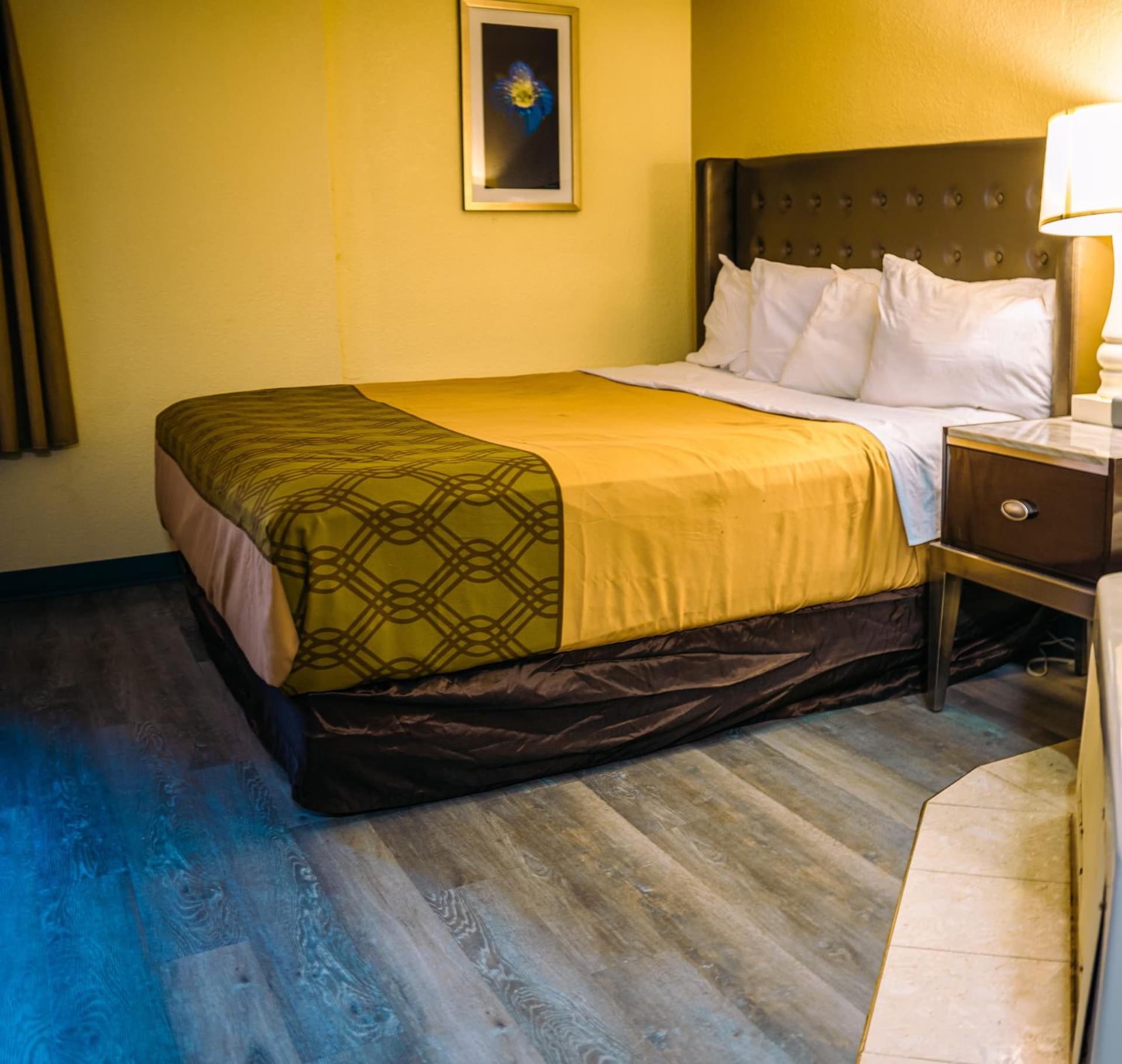Inn at York gallery photo in York, PA — image 7
