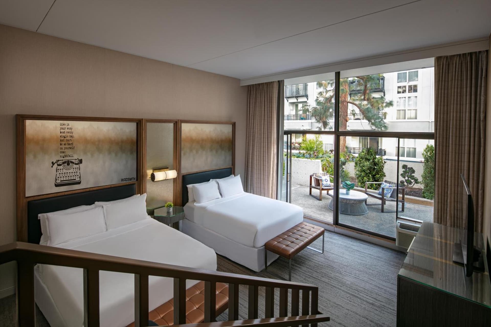 Hotel Dena, Pasadena Los Angeles, a Tribute Portfolio Hotel gallery photo in Pasadena, CA — image 11