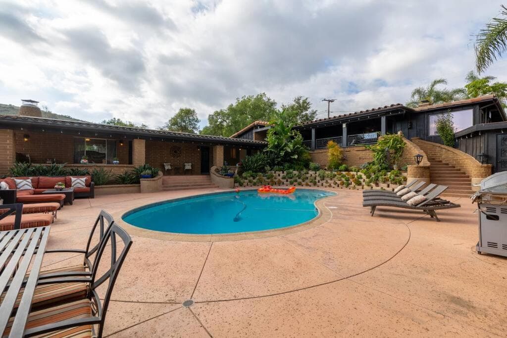 Tropical, Private, Heated pool, Petting zoo! gallery photo in Vista, CA — image 19