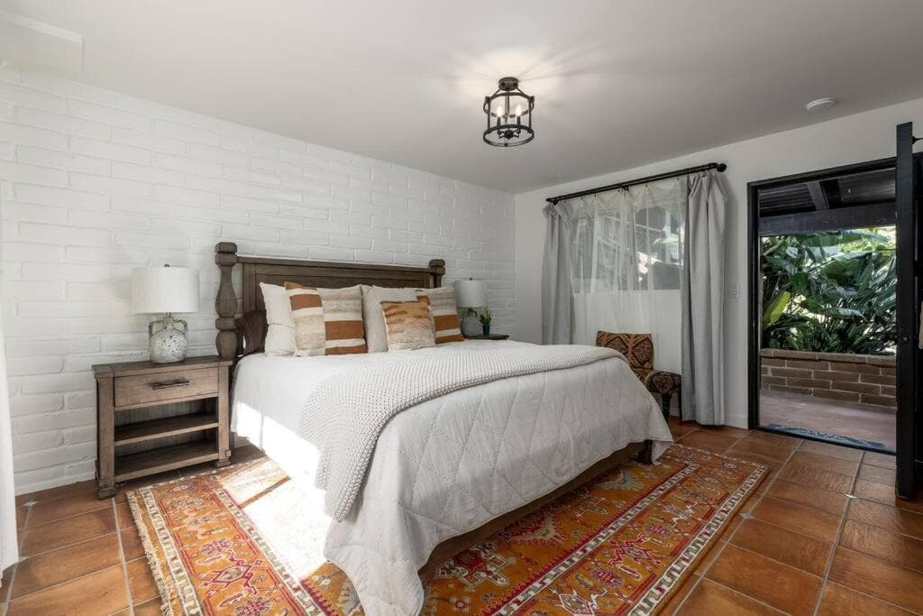 Tropical, Private, Heated pool, Petting zoo! gallery photo in Vista, CA — image 17