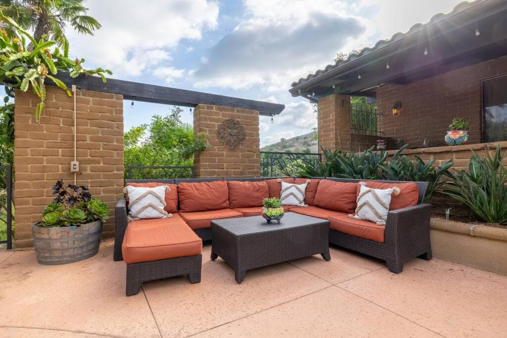 Tropical, Private, Heated pool, Petting zoo! gallery photo in Vista, CA — image 31