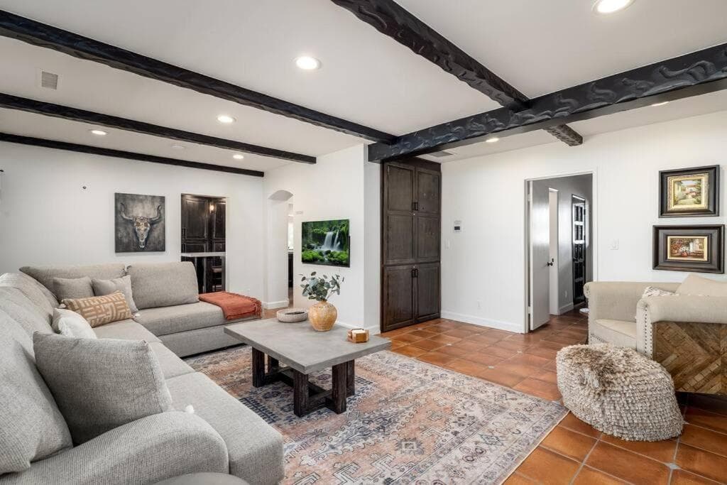 Tropical, Private, Heated pool, Petting zoo! gallery photo in Vista, CA — image 18