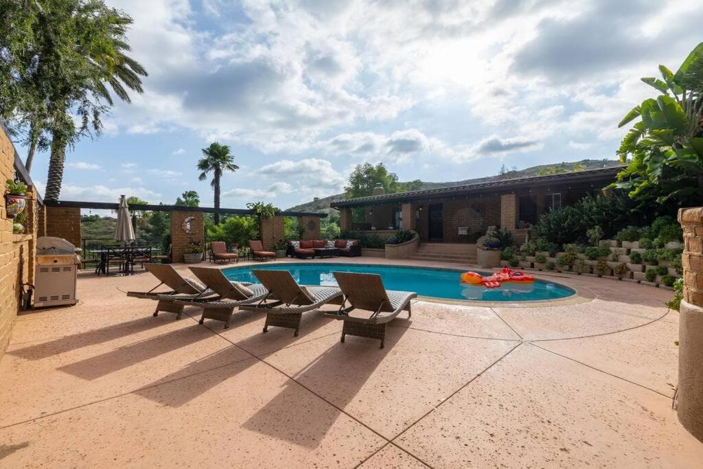 Tropical, Private, Heated pool, Petting zoo! gallery photo in Vista, CA — image 30