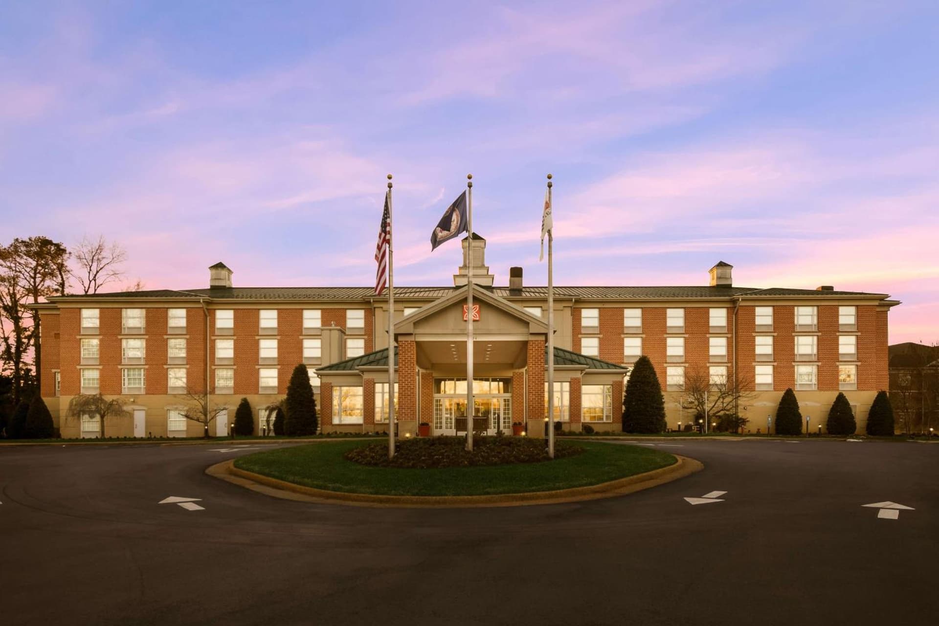 Hilton Garden Inn Williamsburg featured exterior or lobby in Williamsburg, VA — similar hotel