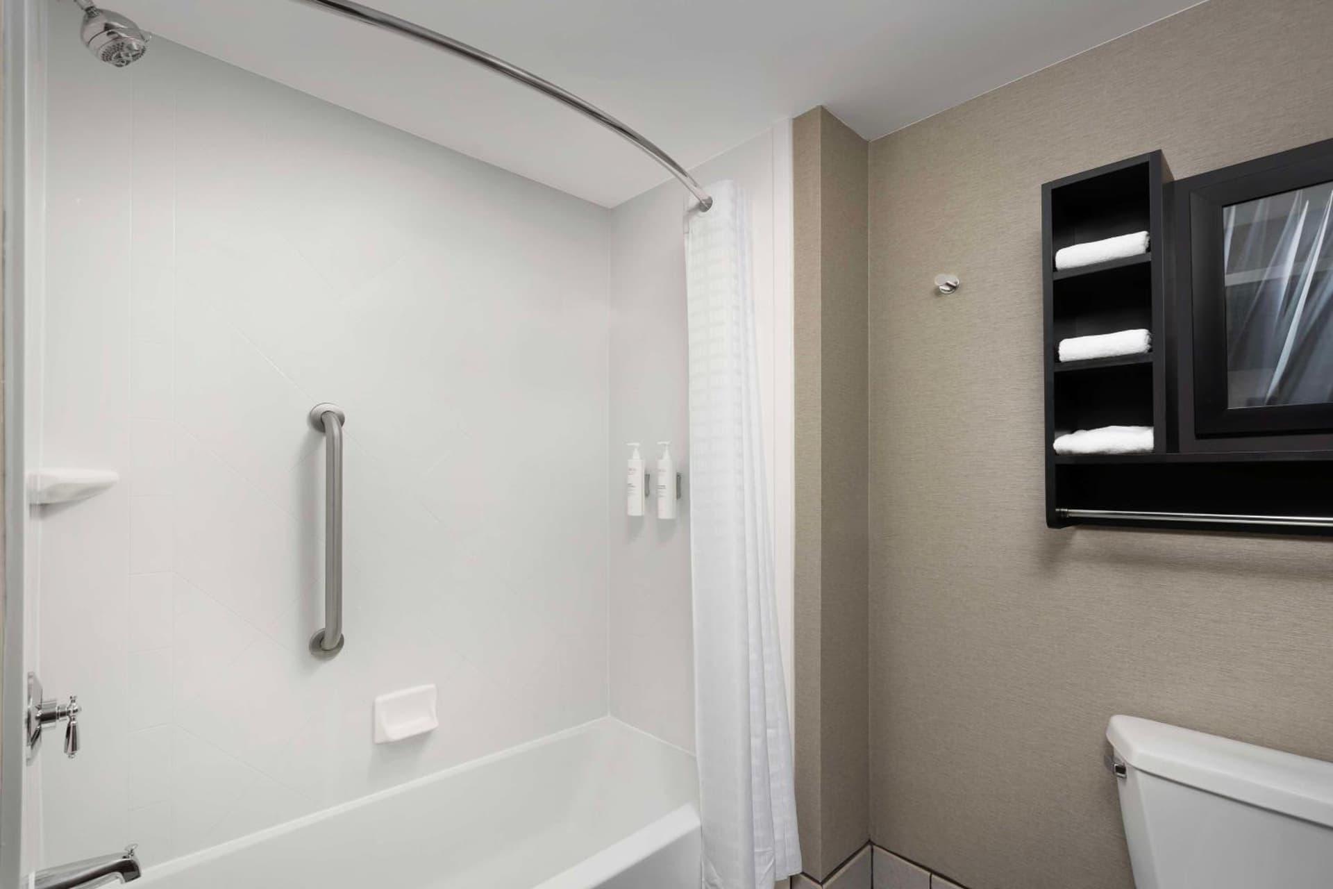 Homewood Suites by Hilton York gallery photo in York, PA — image 31