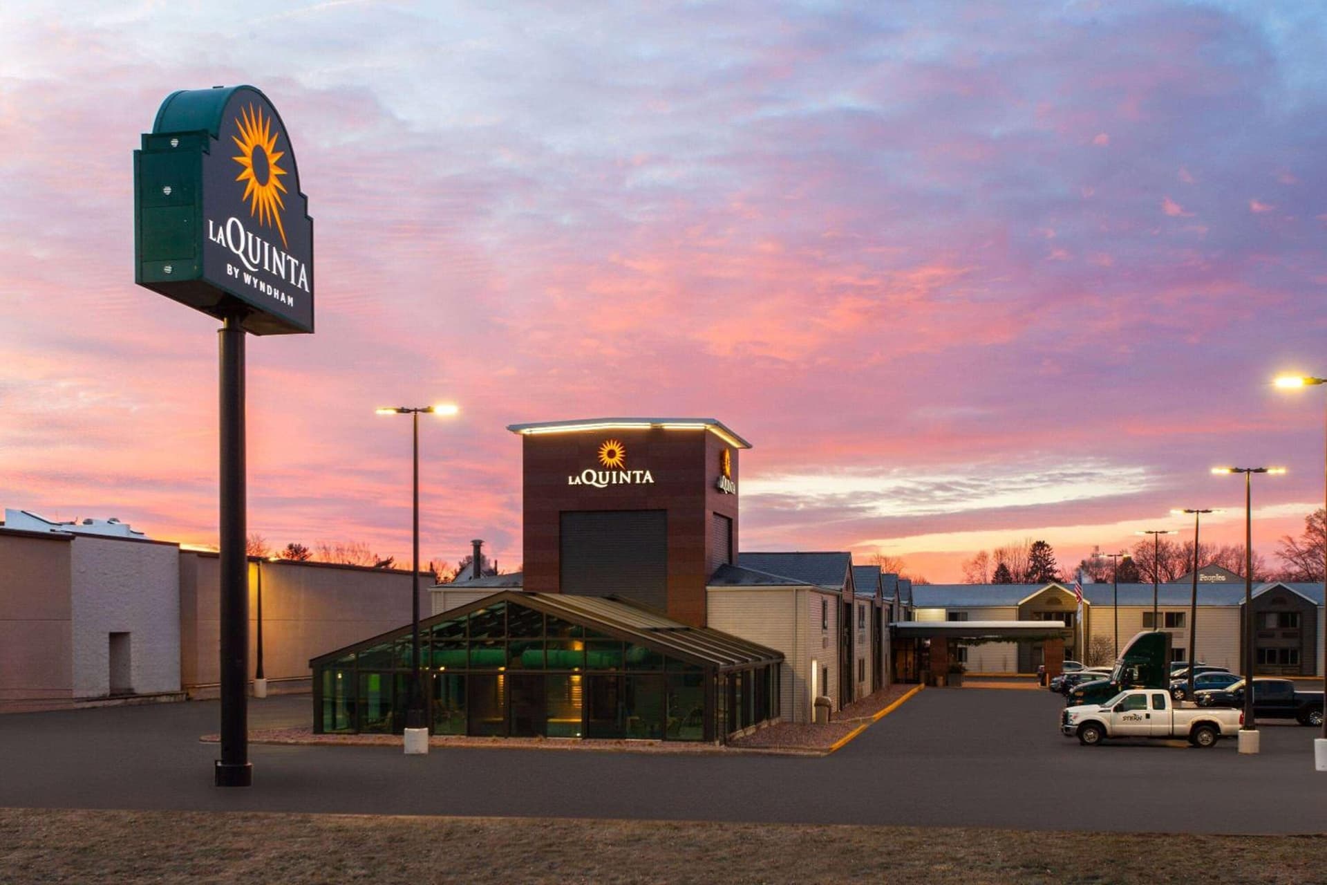 La Quinta Inn by Wyndham Wausau interior in Wausau, WI — gallery photo 2