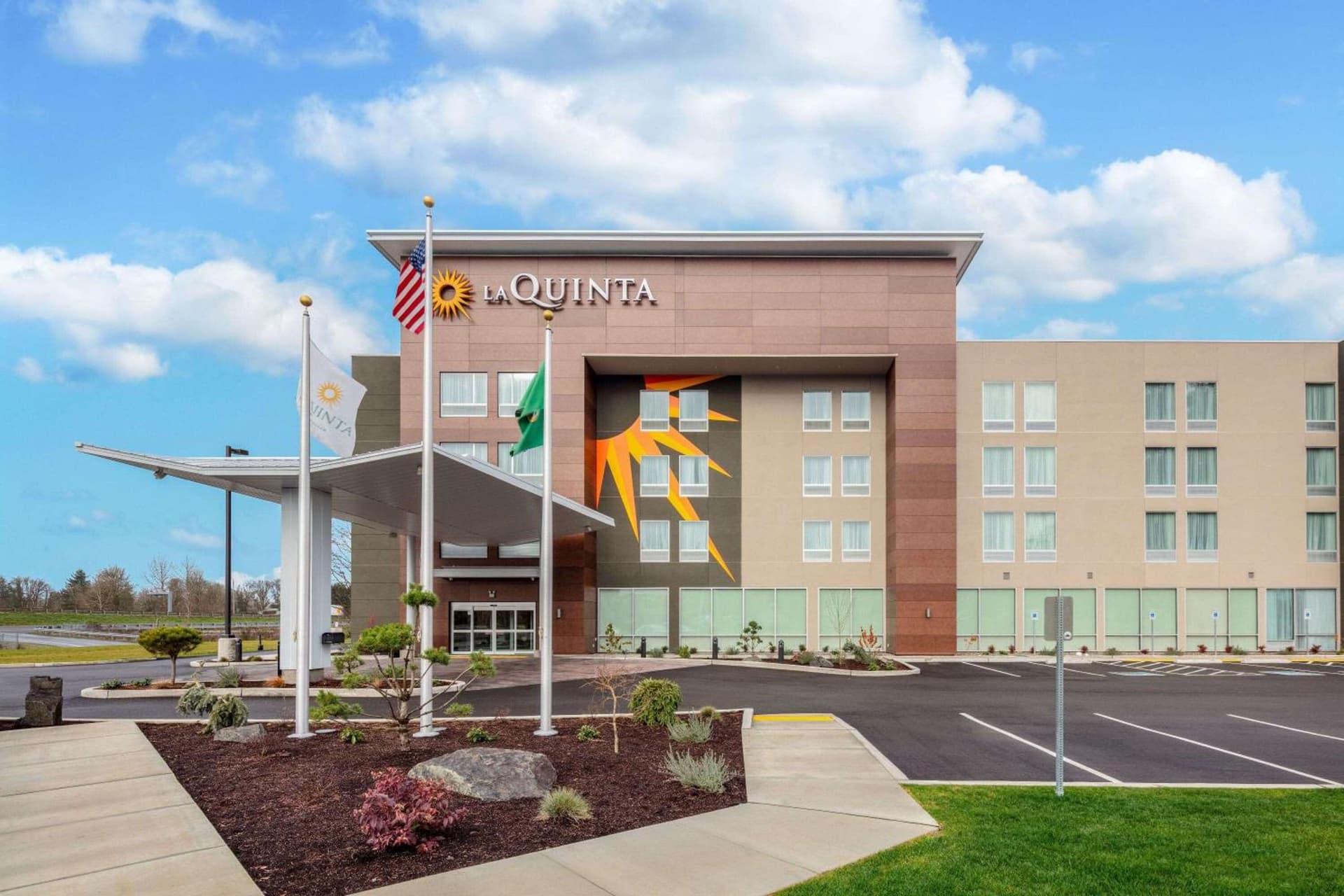 La Quinta Inn & Suites by Wyndham Centralia gallery photo in Centralia, WA — image 21