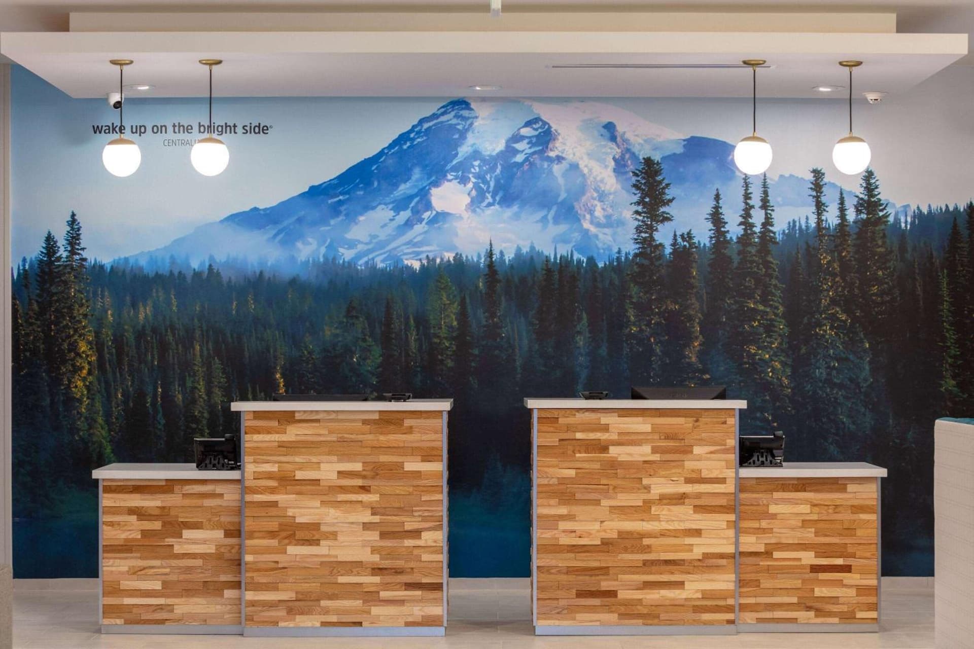 La Quinta Inn & Suites by Wyndham Centralia gallery photo in Centralia, WA — image 20