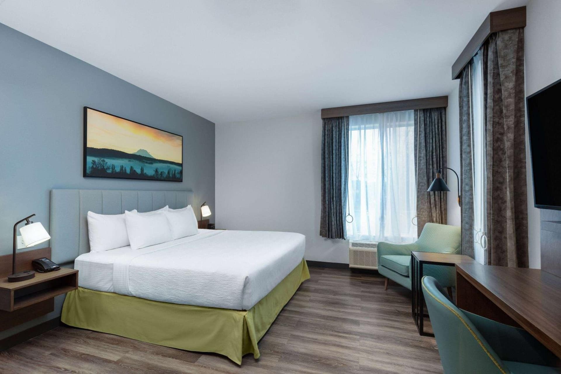 La Quinta Inn & Suites by Wyndham Centralia gallery photo in Centralia, WA — image 53