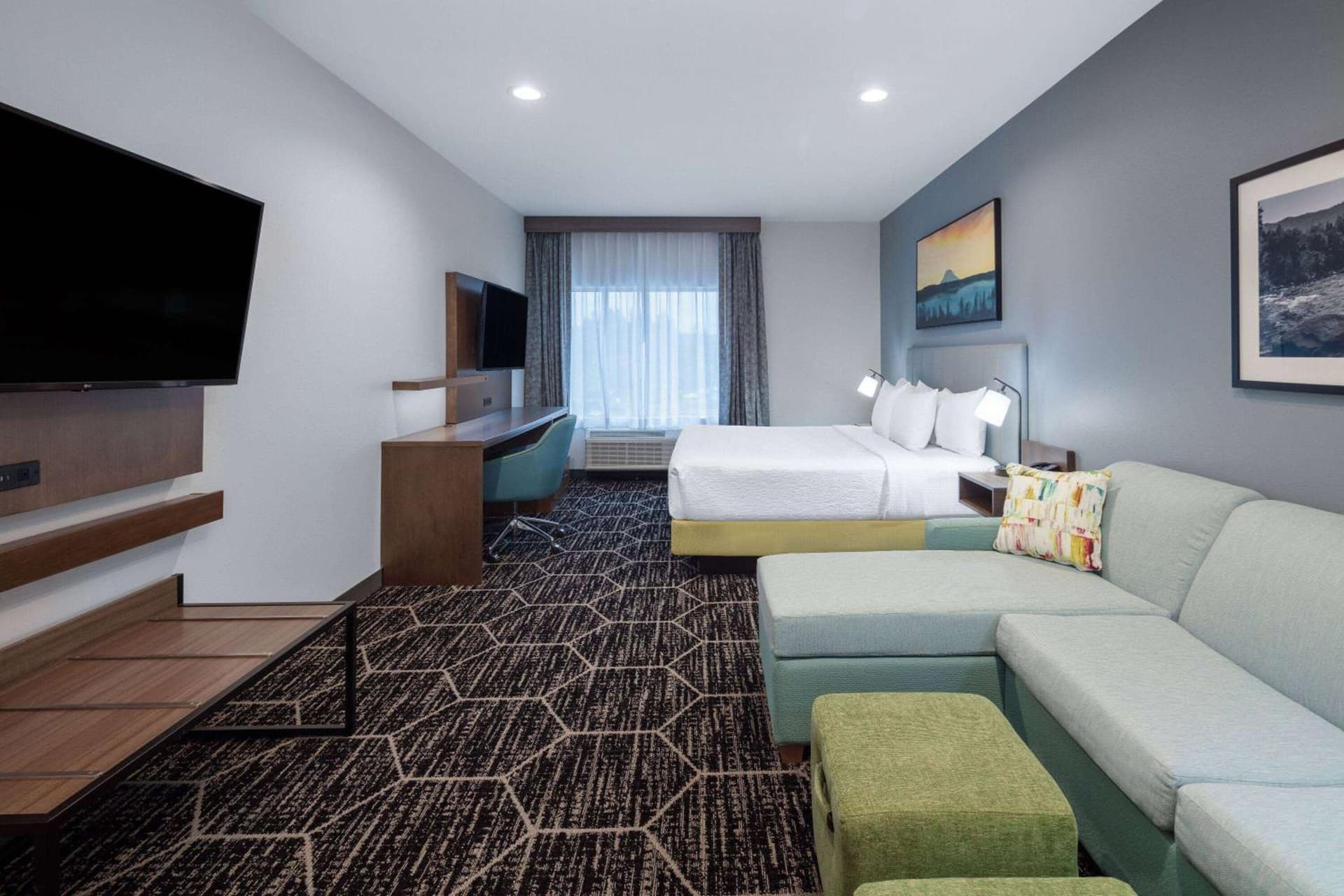 La Quinta Inn & Suites by Wyndham Centralia gallery photo in Centralia, WA — image 17