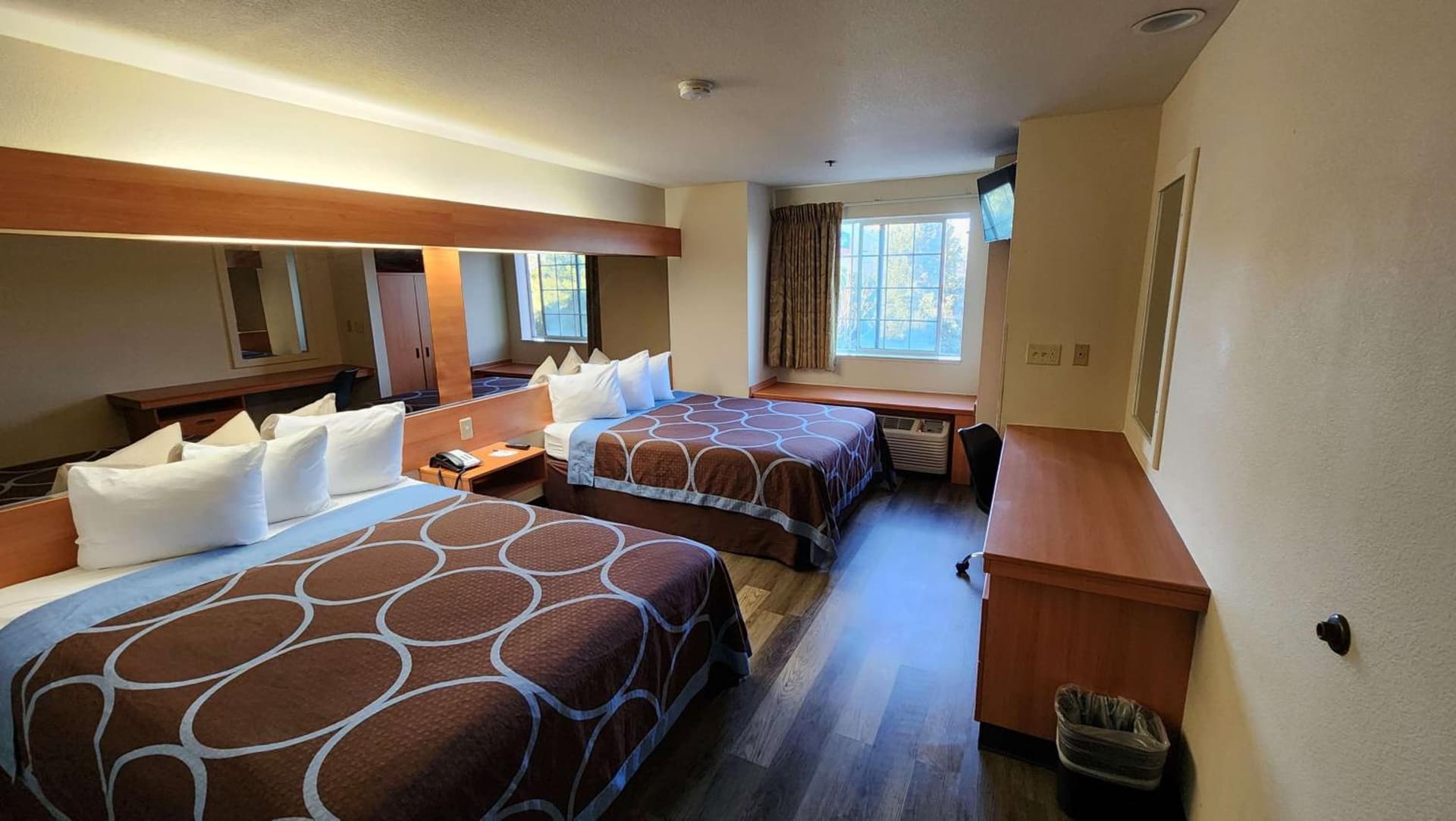 SureStay by Best Western Sacramento South Natomas gallery photo in Sacramento, CA — image 25