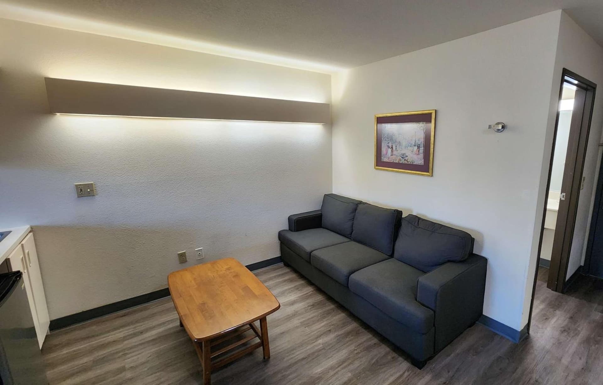 SureStay by Best Western Sacramento South Natomas gallery photo in Sacramento, CA — image 11