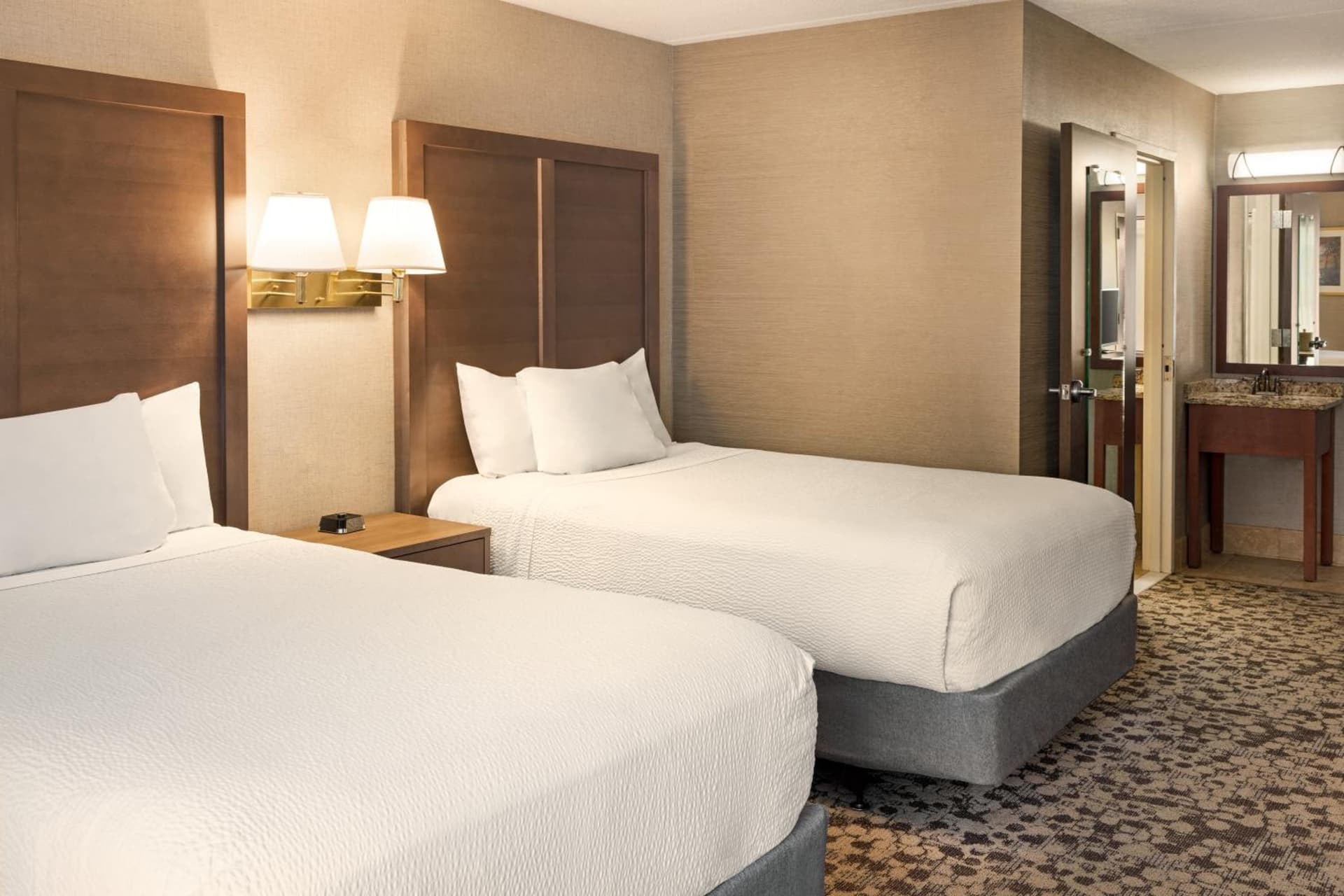 Ramada Plaza by Wyndham Portland gallery photo in Portland, ME — image 24