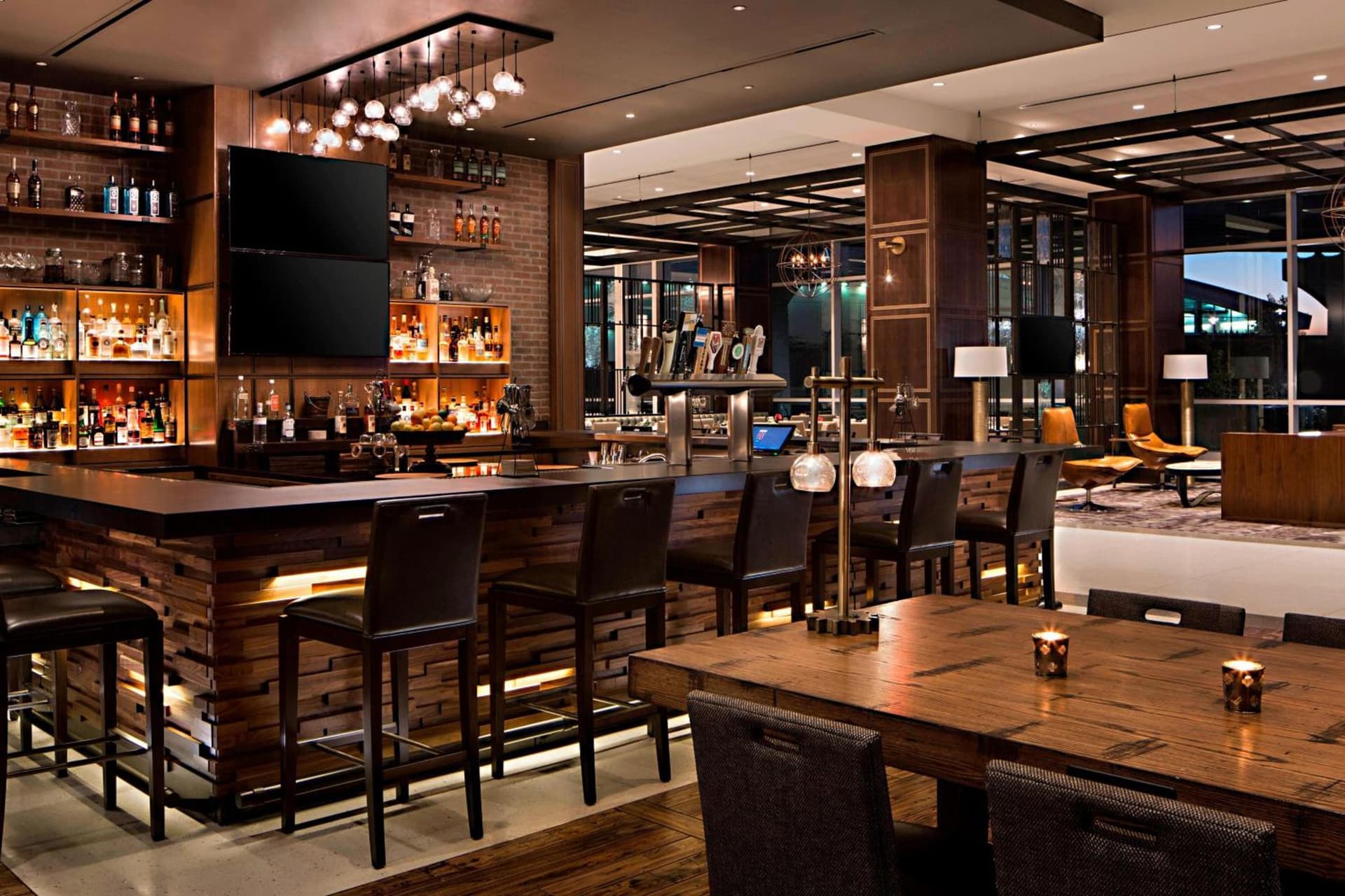 Omaha Marriott Downtown at the Capitol District gallery photo in Omaha, NE — image 9