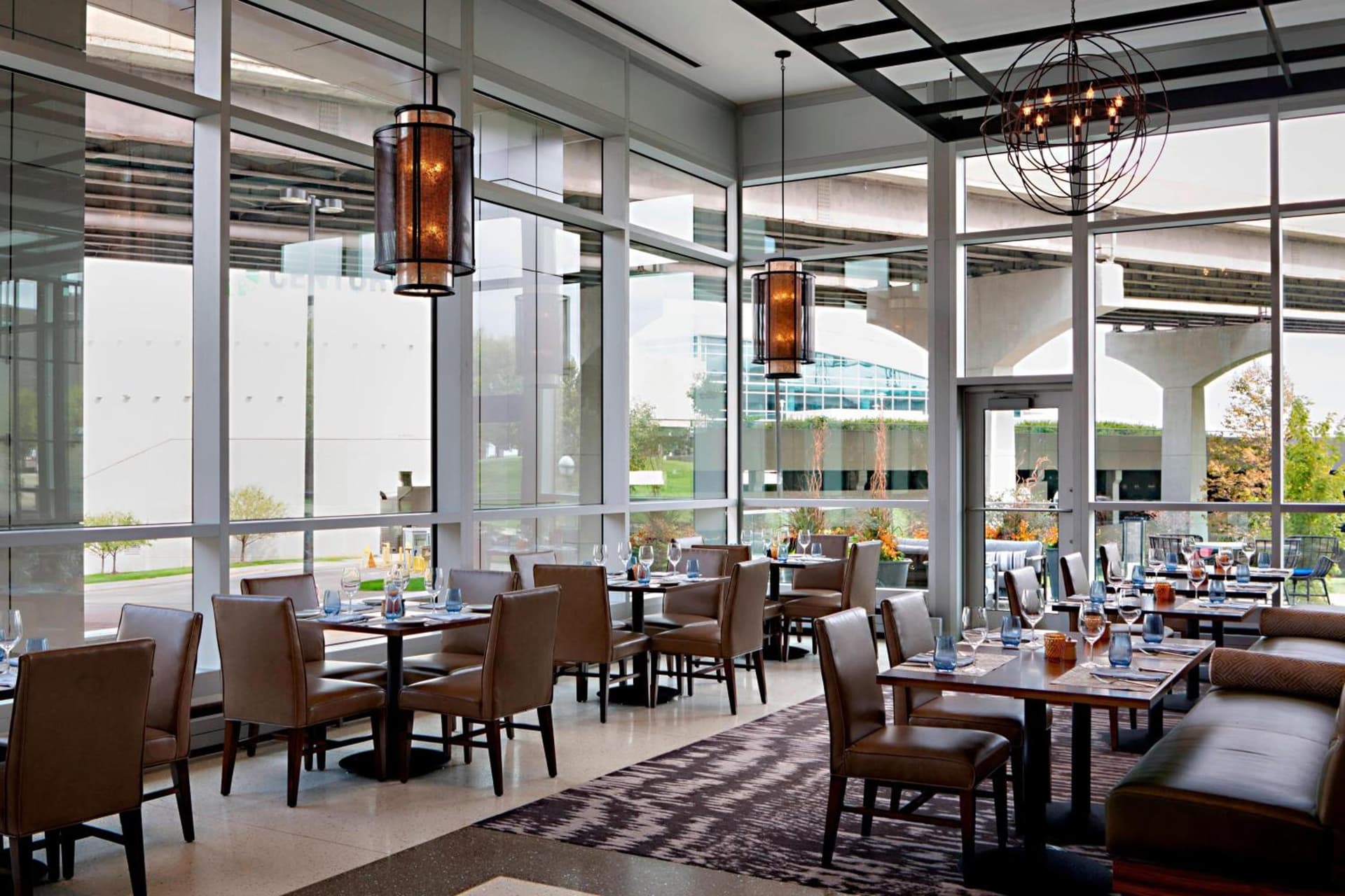 Omaha Marriott Downtown at the Capitol District gallery photo in Omaha, NE — image 49