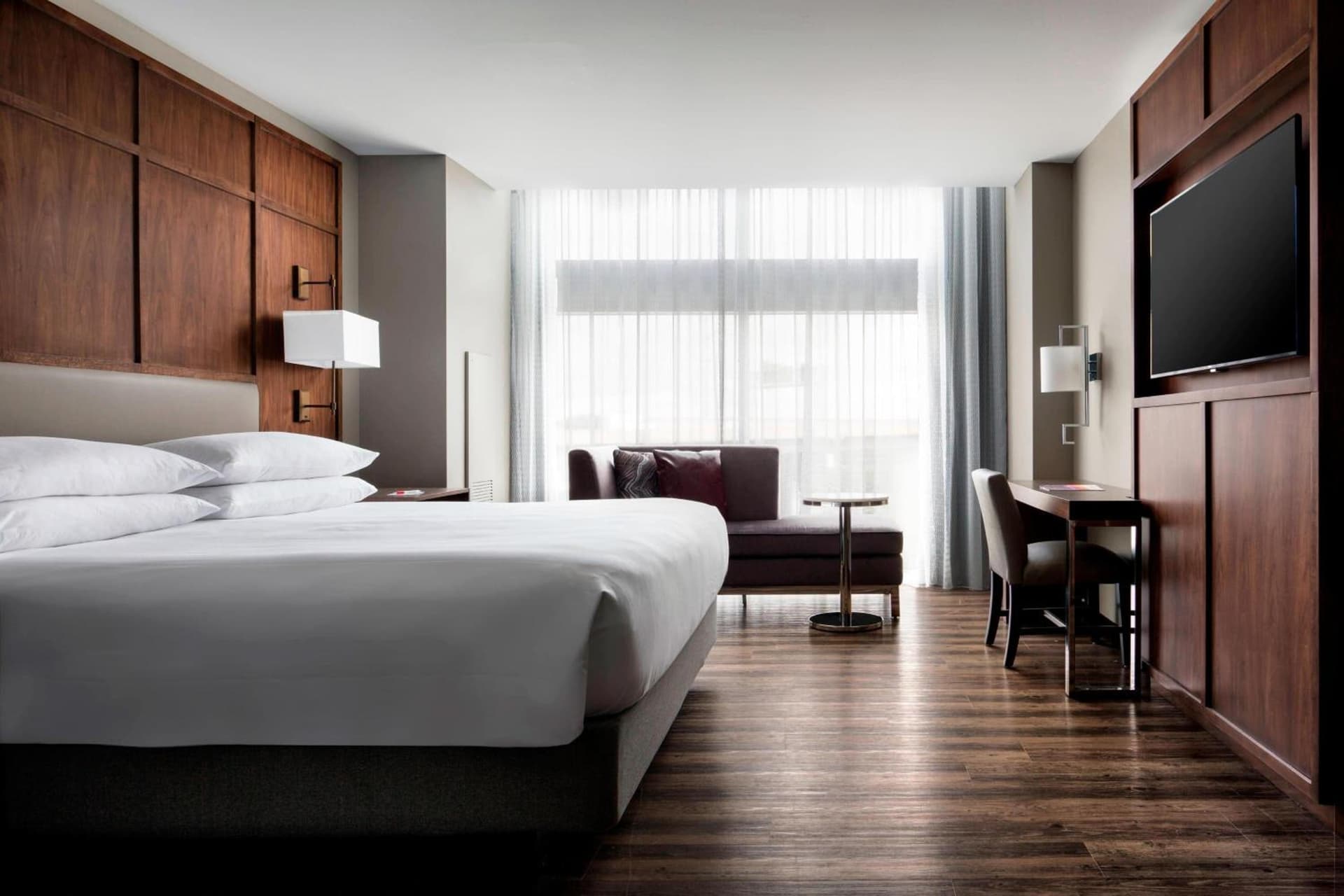 Omaha Marriott Downtown at the Capitol District gallery photo in Omaha, NE — image 14