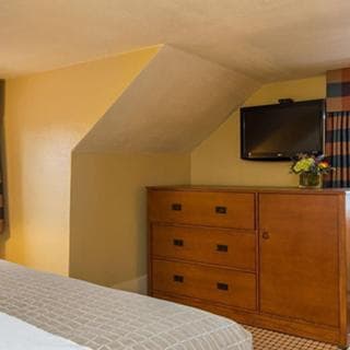 Wolfeboro Inn gallery photo in Wolfeboro — image 37