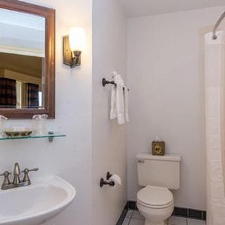 Wolfeboro Inn gallery photo in Wolfeboro — image 57