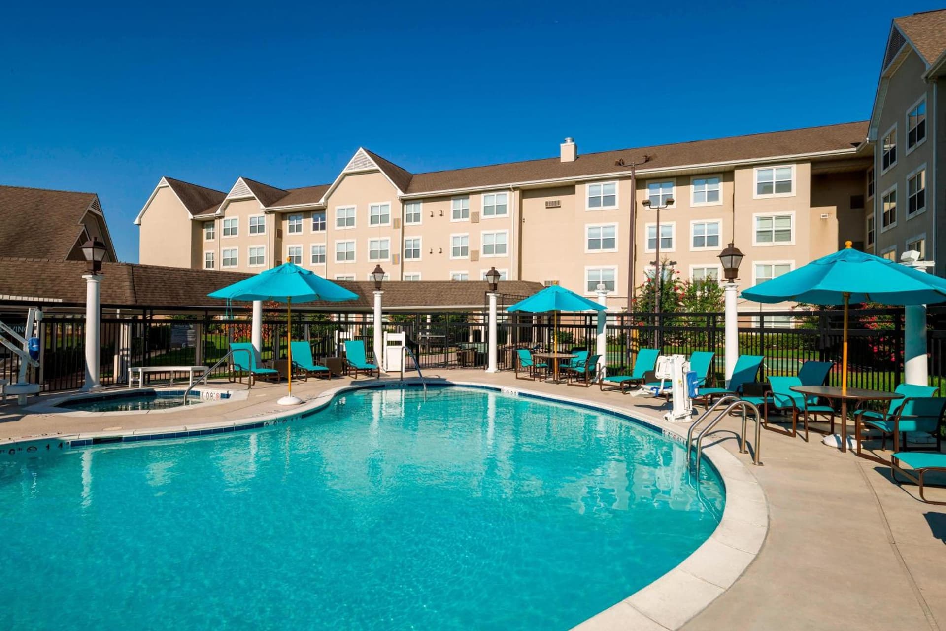 Residence Inn by Marriott Greenbelt interior in Greenbelt, MD — gallery photo 2