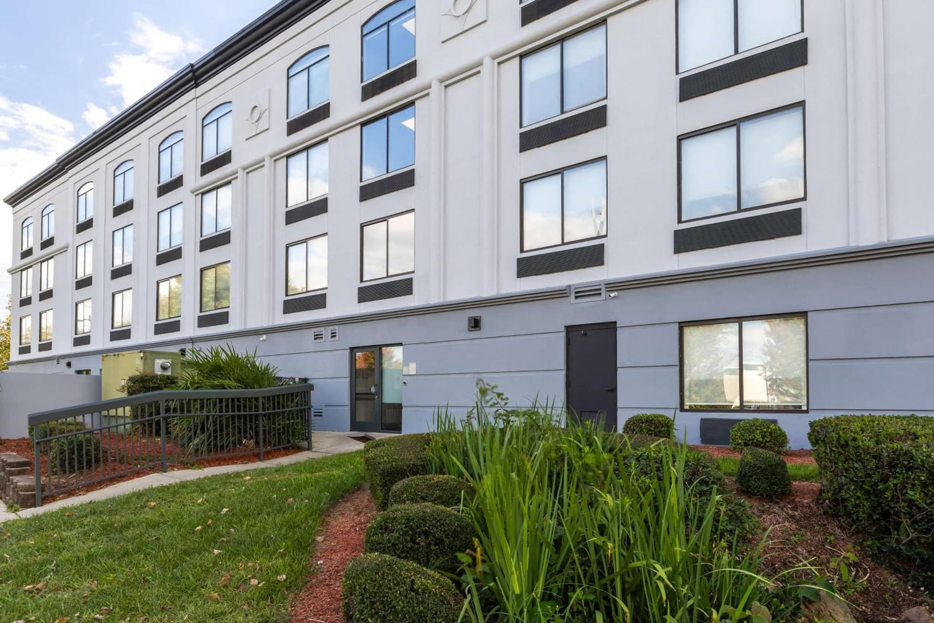 Wingate by Wyndham Charlotte Concord Mills/Speedway property views in Concord, NC — gallery photo 3
