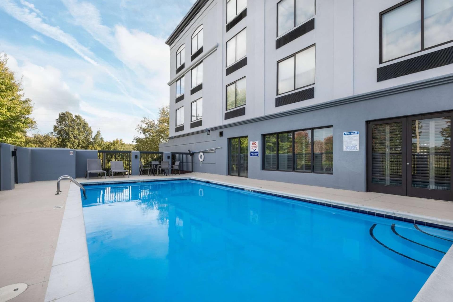 Wingate by Wyndham Charlotte Concord Mills/Speedway gallery photo in Concord, NC — image 17